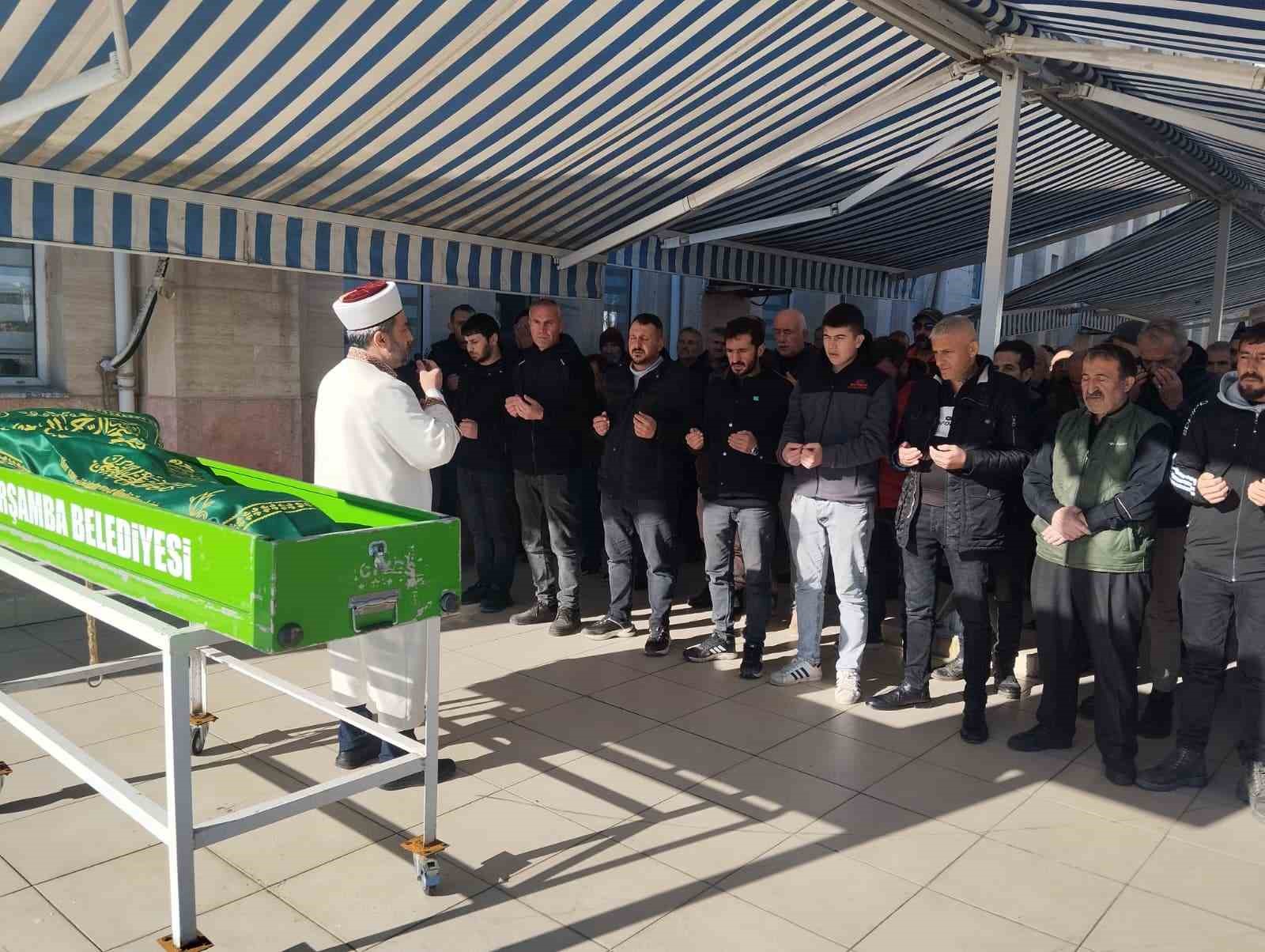 Yangında hayatını kaybeden vatandaş defnedildi