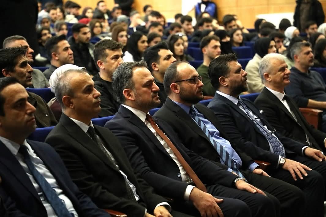 Bakan Yardımcısı Eminoğlu: "81 ilin tamamında gen&ccedil;lik ve spor tesislerimiz var"
