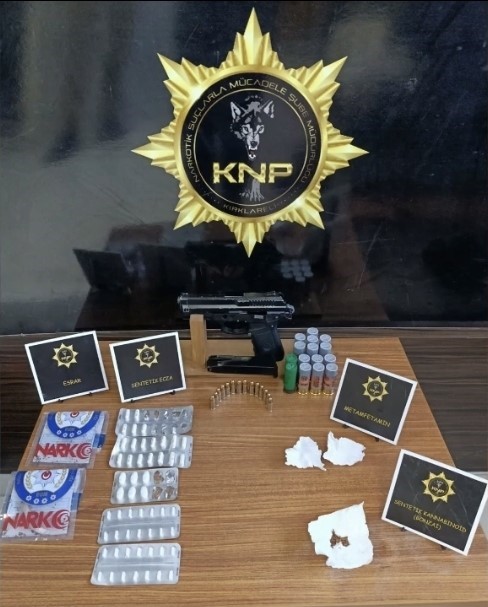 Kırklareli&rsquo;nde &ouml;zel harekat destekli uyuşturucu operasyonu
