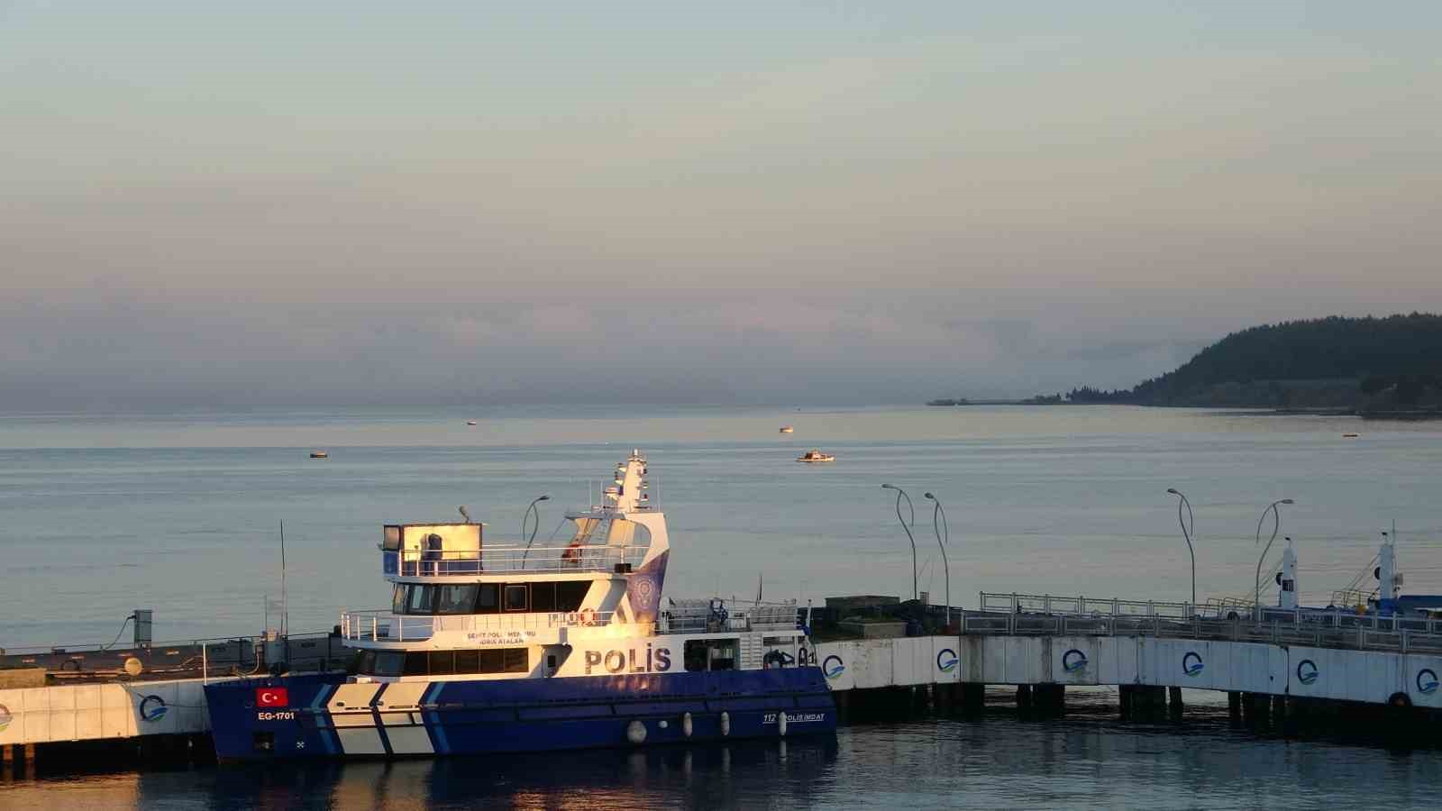 Çanakkale Boğazı sis nedeniyle transit gemi geçişlerine kapatıldı