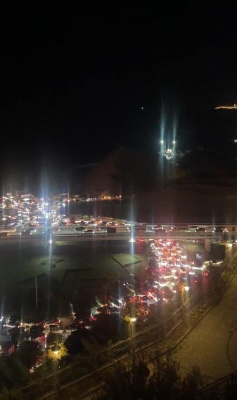 Ma&ccedil; g&uuml;nleri Akyazı Stadı ve &ccedil;evresinde yaşanan trafik sorunu g&uuml;ndemden d&uuml;şm&uuml;yor
