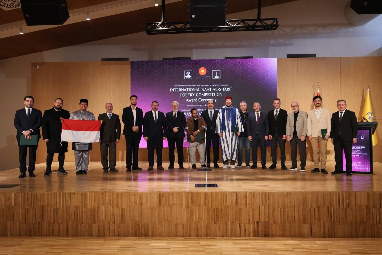 Yaşar Bayar’a anlamlı ödül