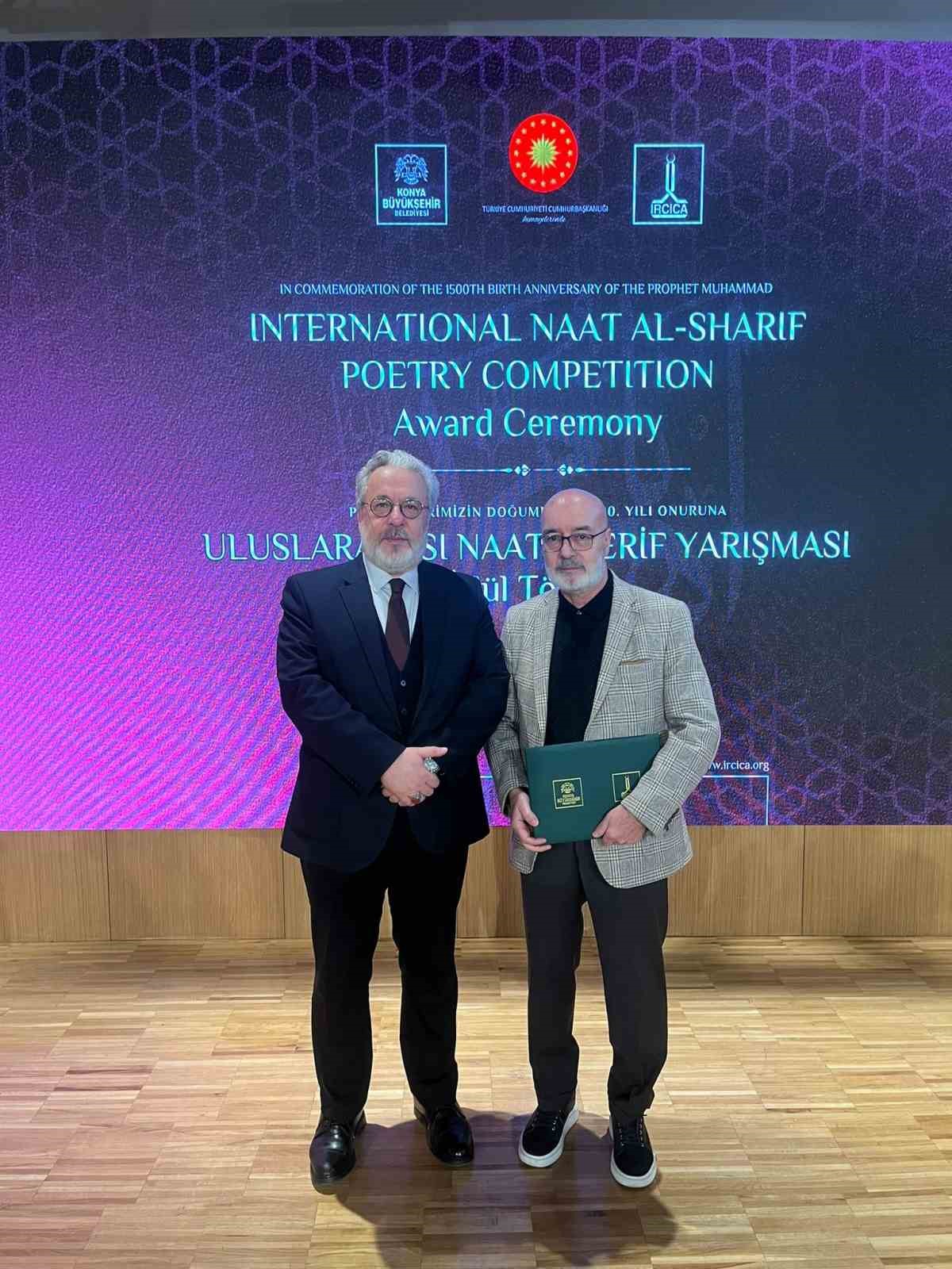 Yaşar Bayar&rsquo;a anlamlı &ouml;d&uuml;l
