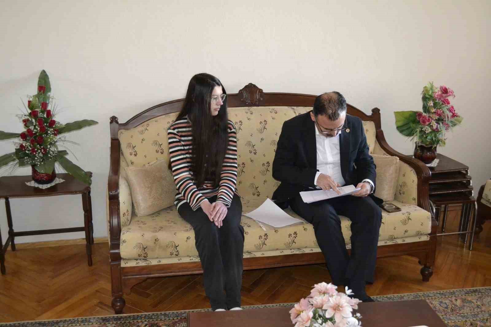 Sultanhisar&rsquo;da &rsquo;Misafirim Kaymakamım&rsquo; projesi Salavatlı ve At&ccedil;a&rsquo;da devam etti
