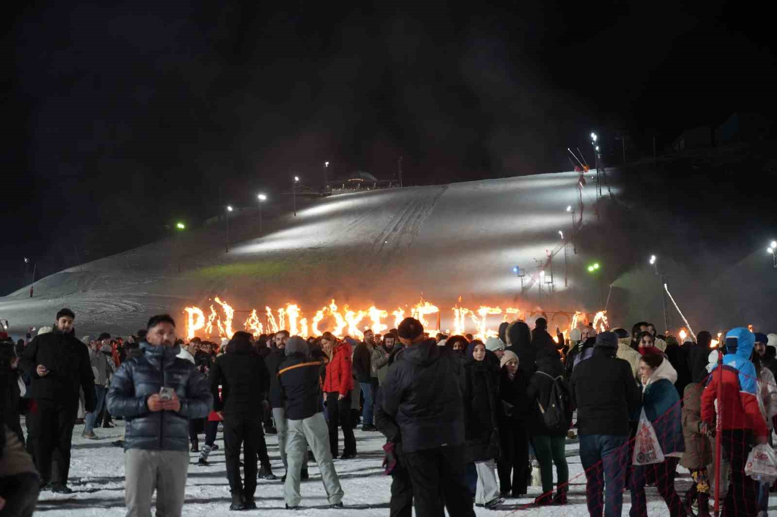 Paland&ouml;ken&rsquo;de sezona "merhaba" diyerek yeni sezon a&ccedil;ılışı yapıldı
