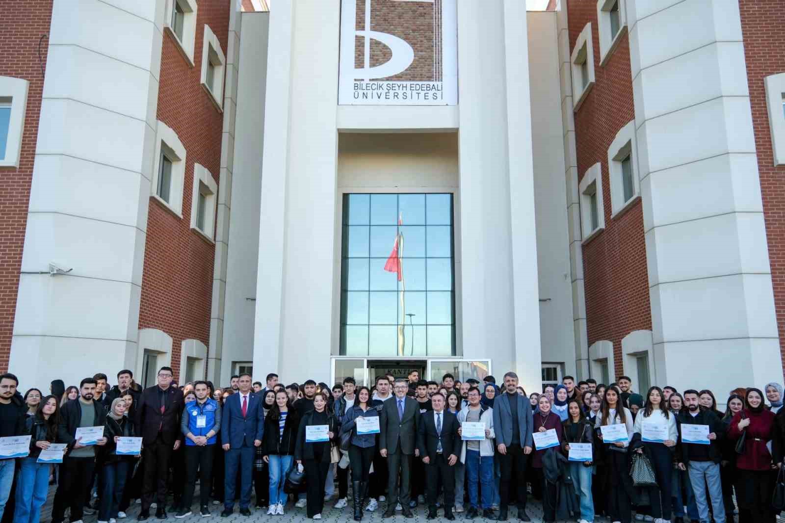 BŞEÜ’de ÜNİDES sertifika töreni