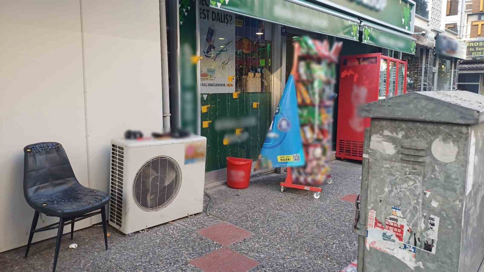 İşyerine silahlı saldırı: 12 el ateş ettiler