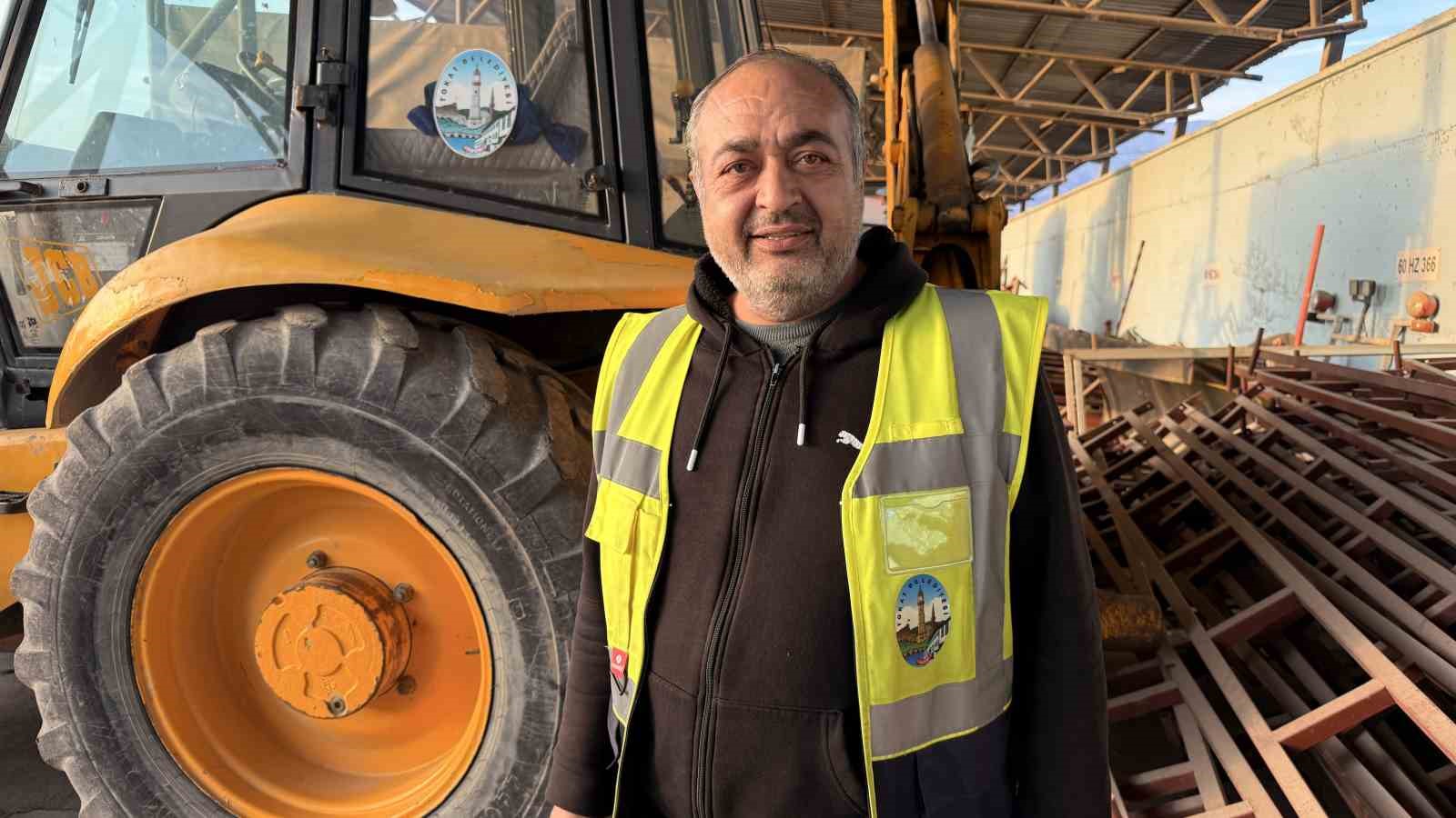 Tokat Belediye operatöründen minik operatöre jest