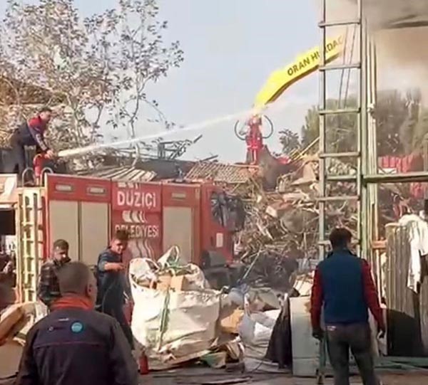 Osmaniye&rsquo;de geri d&ouml;n&uuml;ş&uuml;m tesisinde yangın korkuttu
