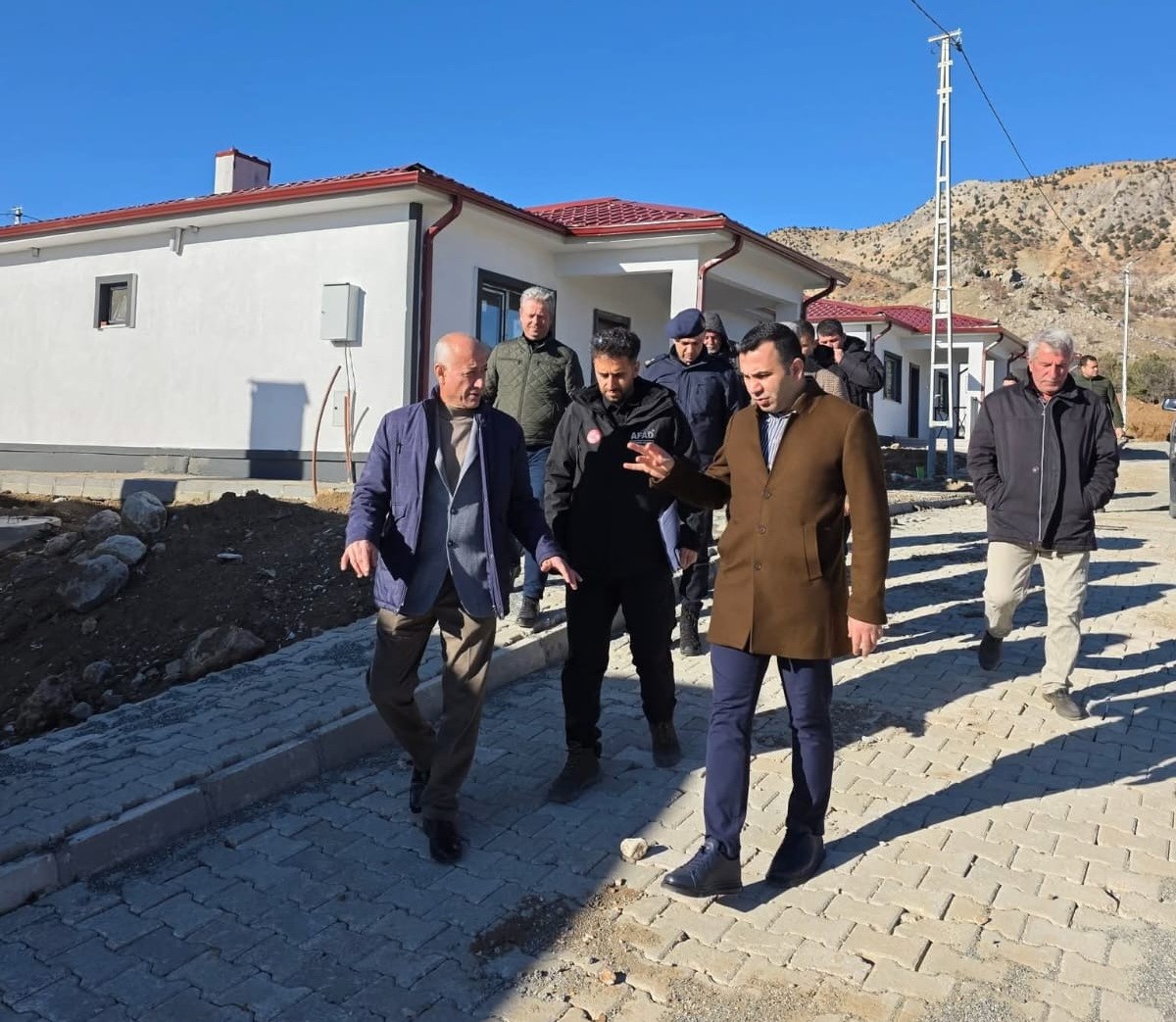 Kaymakam Algın, köy evleri inşaatlarını inceledi