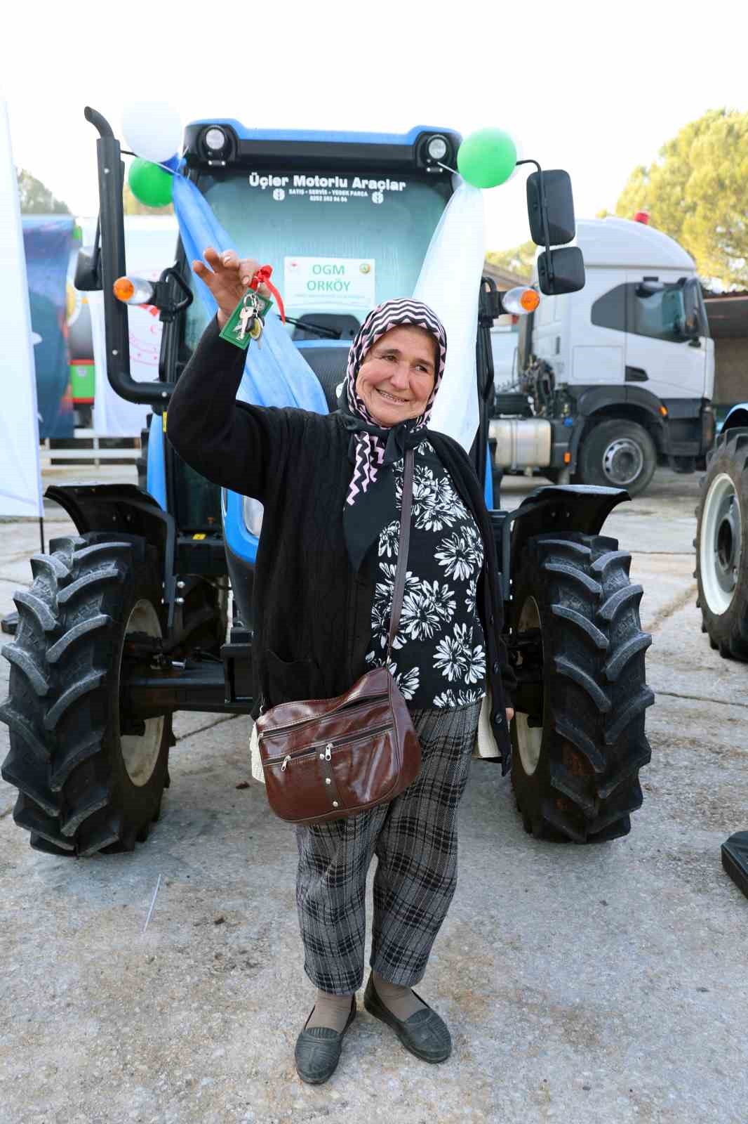 ORK&Ouml;Y&rsquo;den kırsal mahallelere sıfır faizli 36 trakt&ouml;r
