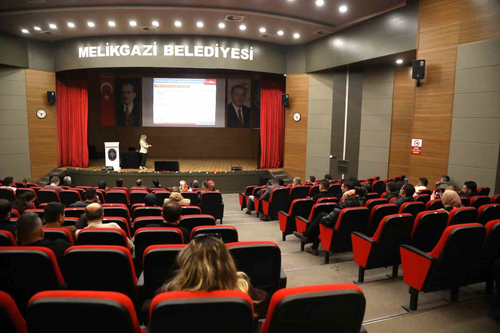 Melikgazi Belediyesi’nde kamu ihale mevzuatı eğitimi veridi