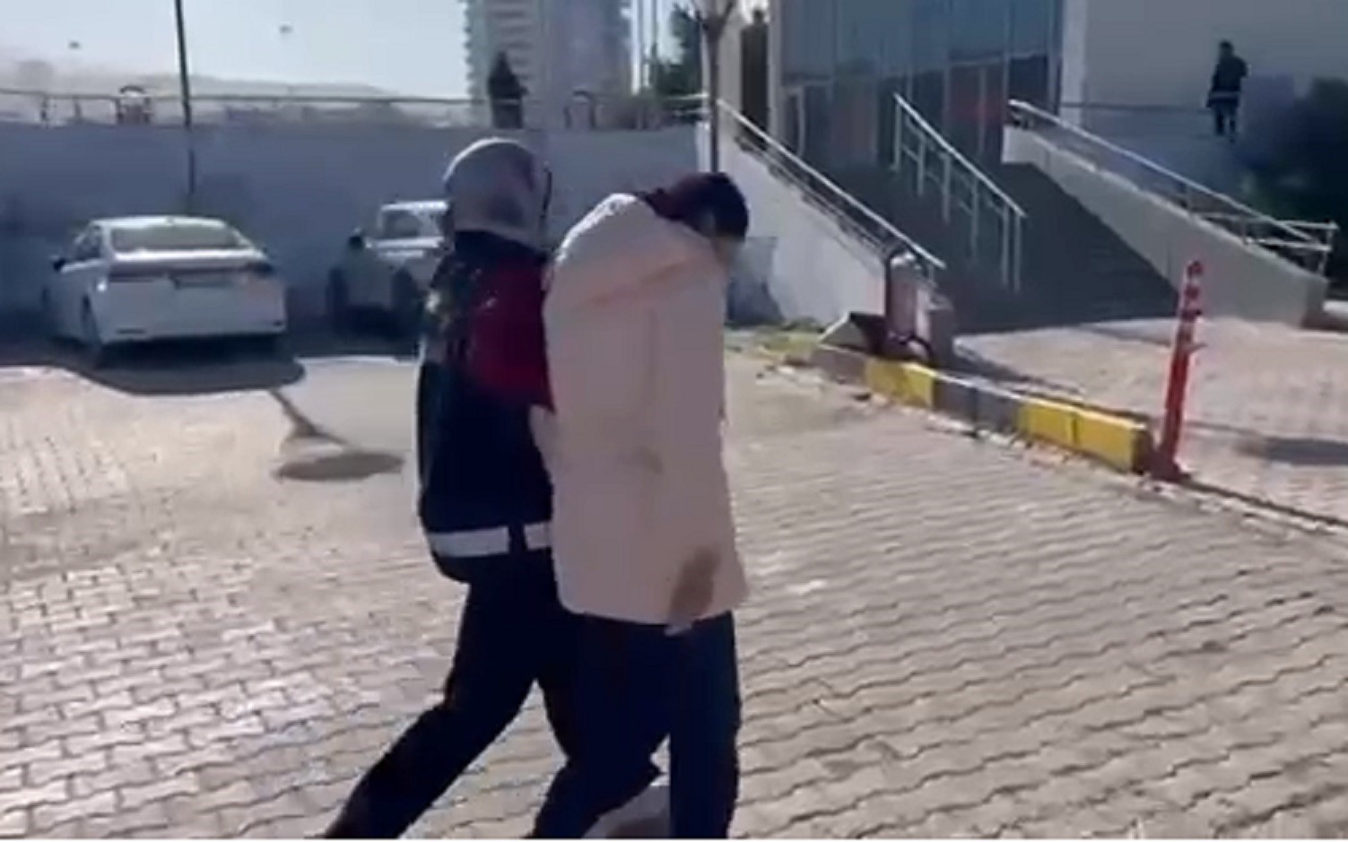 İskenderun’da hapis cezası bulunan 3 kişi yakalandı