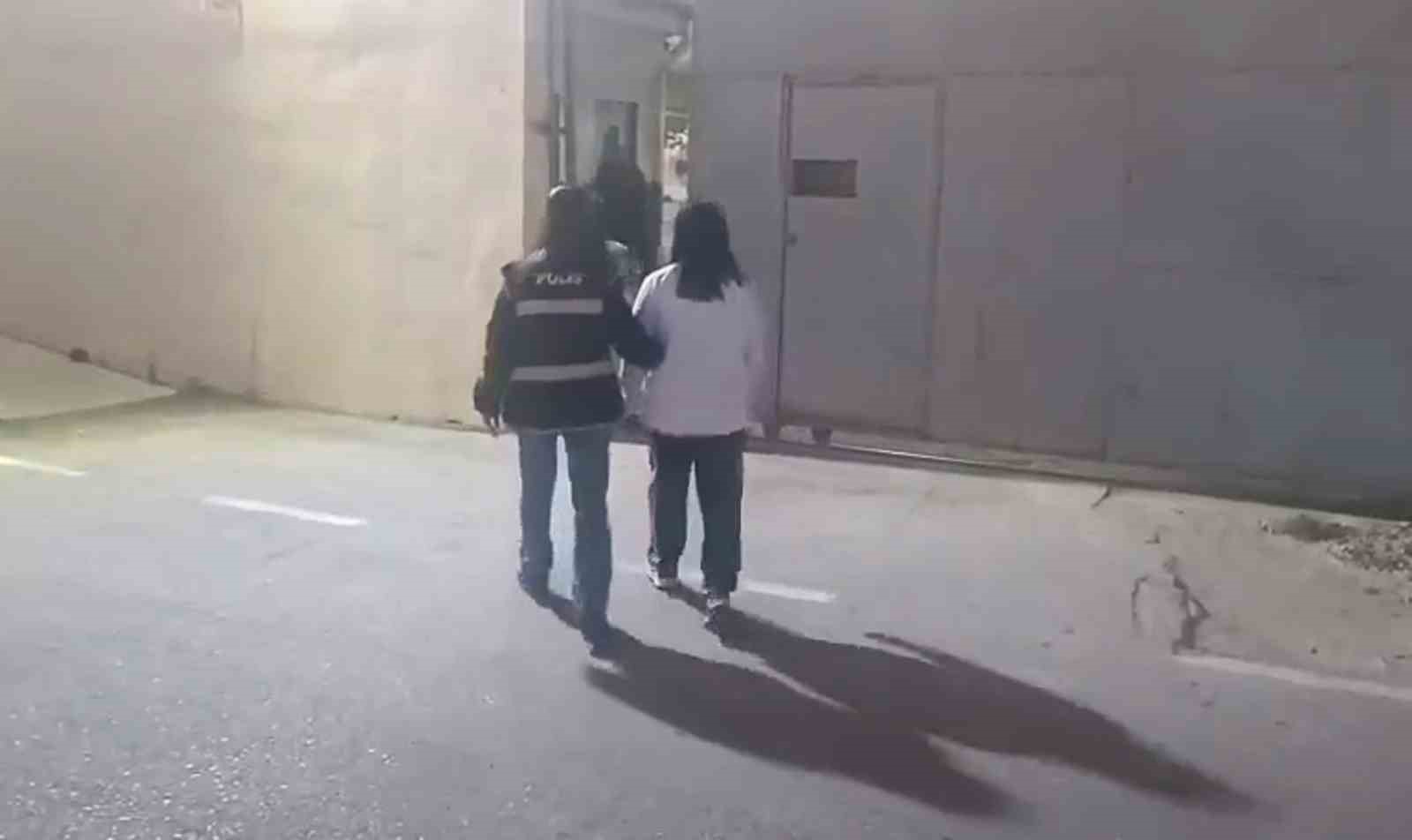 İskenderun’da hapis cezası bulunan 3 kişi yakalandı