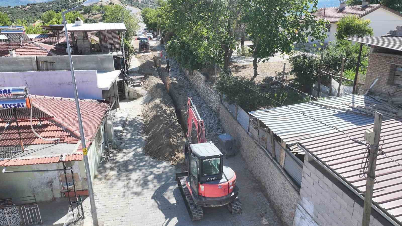 Babadağ Belediyesinin yapamadığı hizmetleri Denizli B&uuml;y&uuml;kşehir il&ccedil;eye kazandırdı
