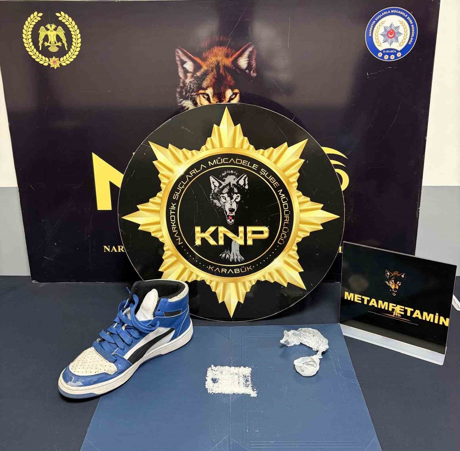 Uyuşturucu operasyonlarında 2 kişi tutuklandı