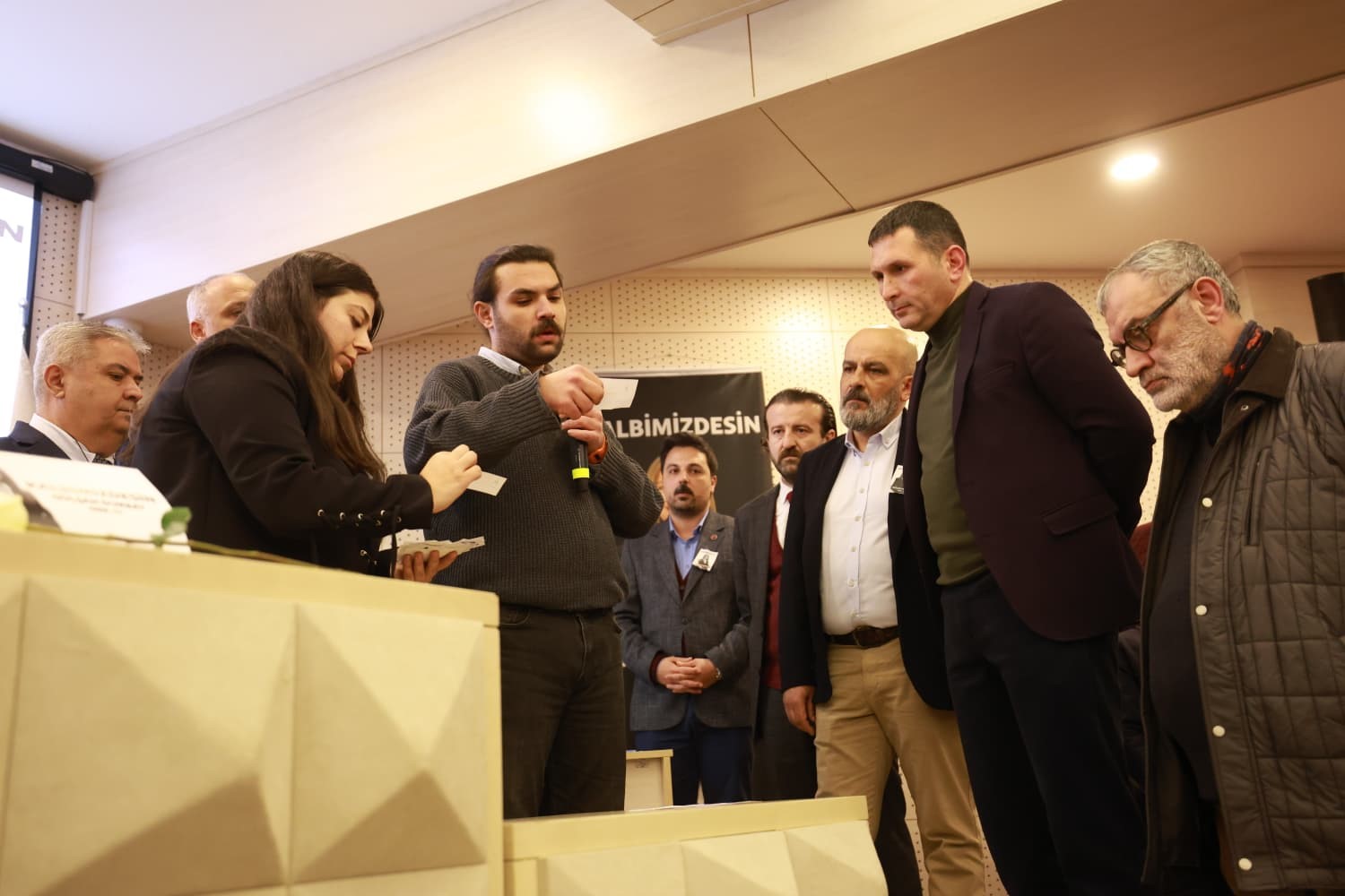 Şehzadeler’in yeni başkanı Hakan Şimşek oldu