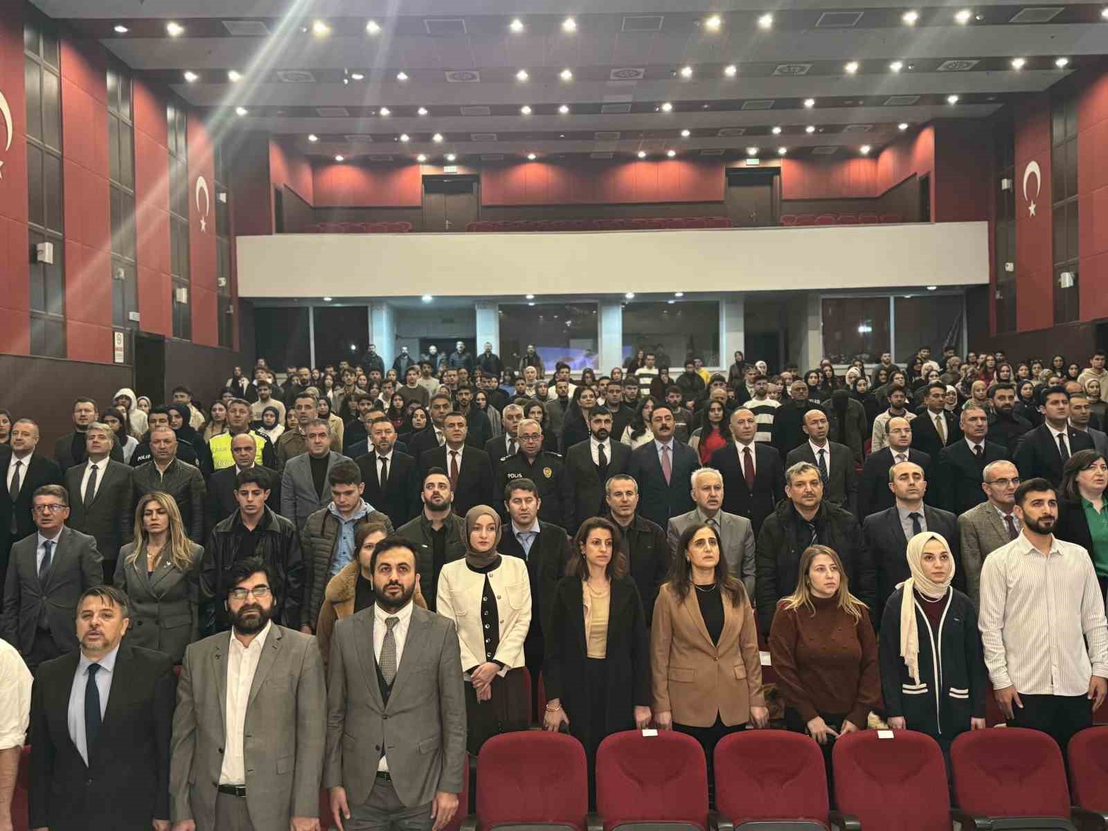 Mardin’de "Geçmişten Geleceğe Denetimli Serbestlik" paneli