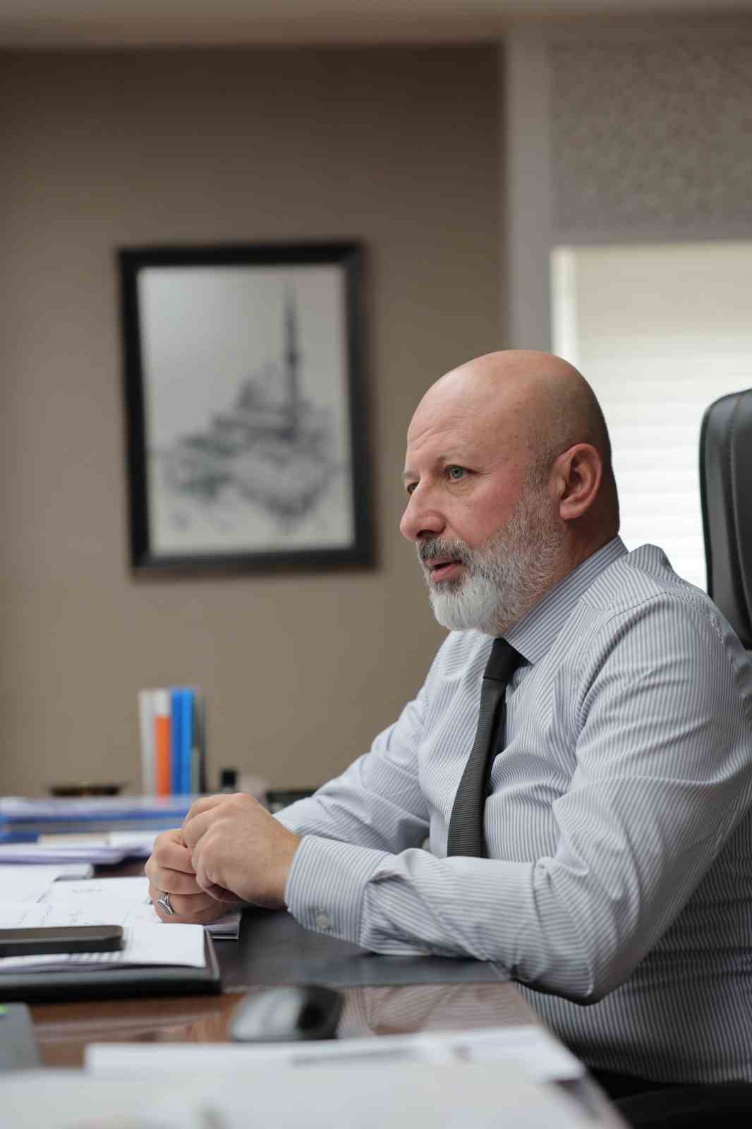 Başkan Çolakbayrakdar: "Üç Aylar tüm İslam alemine hayırlar getirsin"