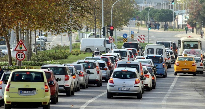 Tekirdağ’da trafiğe kayıtlı araç sayısı 381 bin 389’a ulaştı