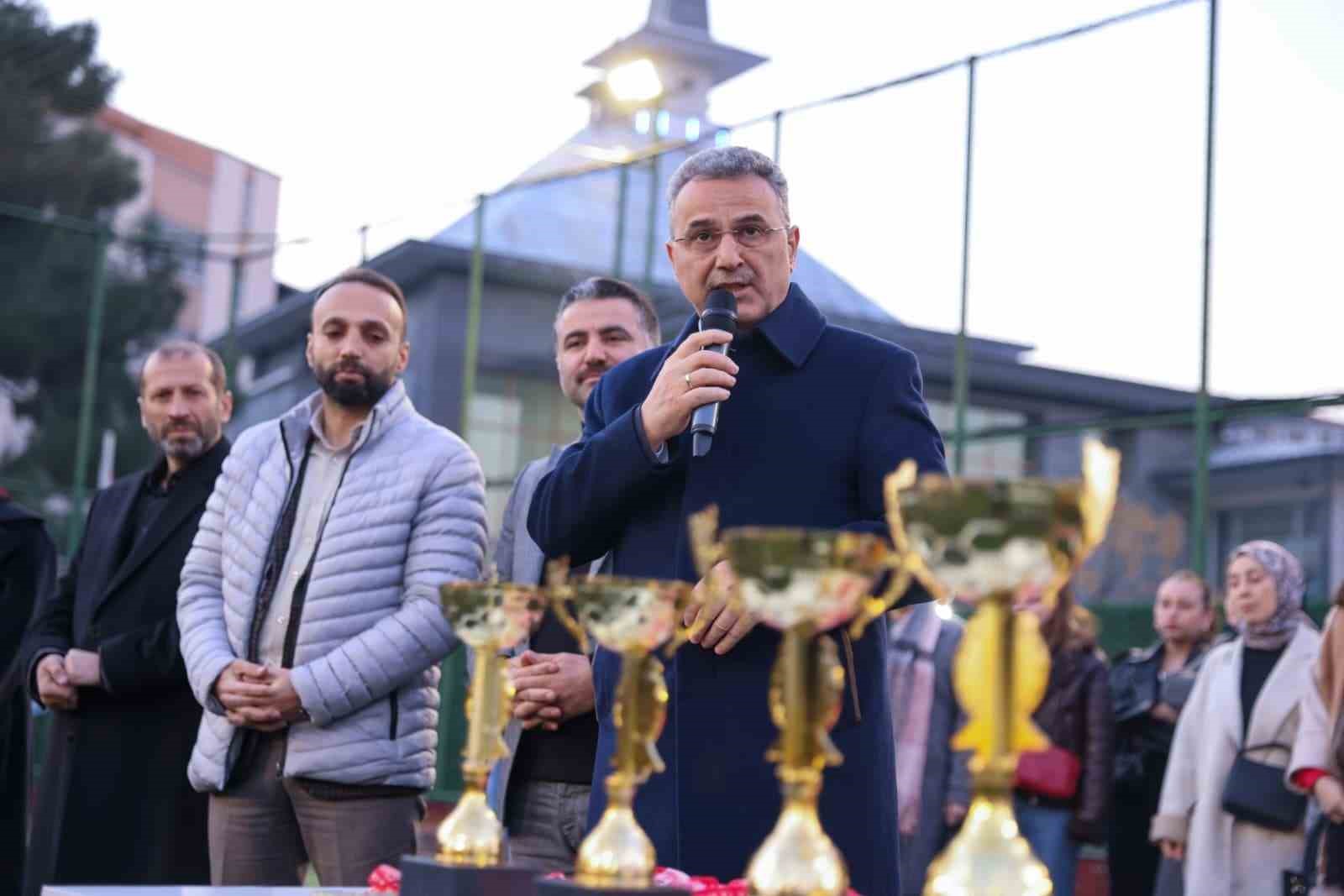 Başkan Kurnaz: "Topluma faydalı bireyler yetiştiriyoruz"