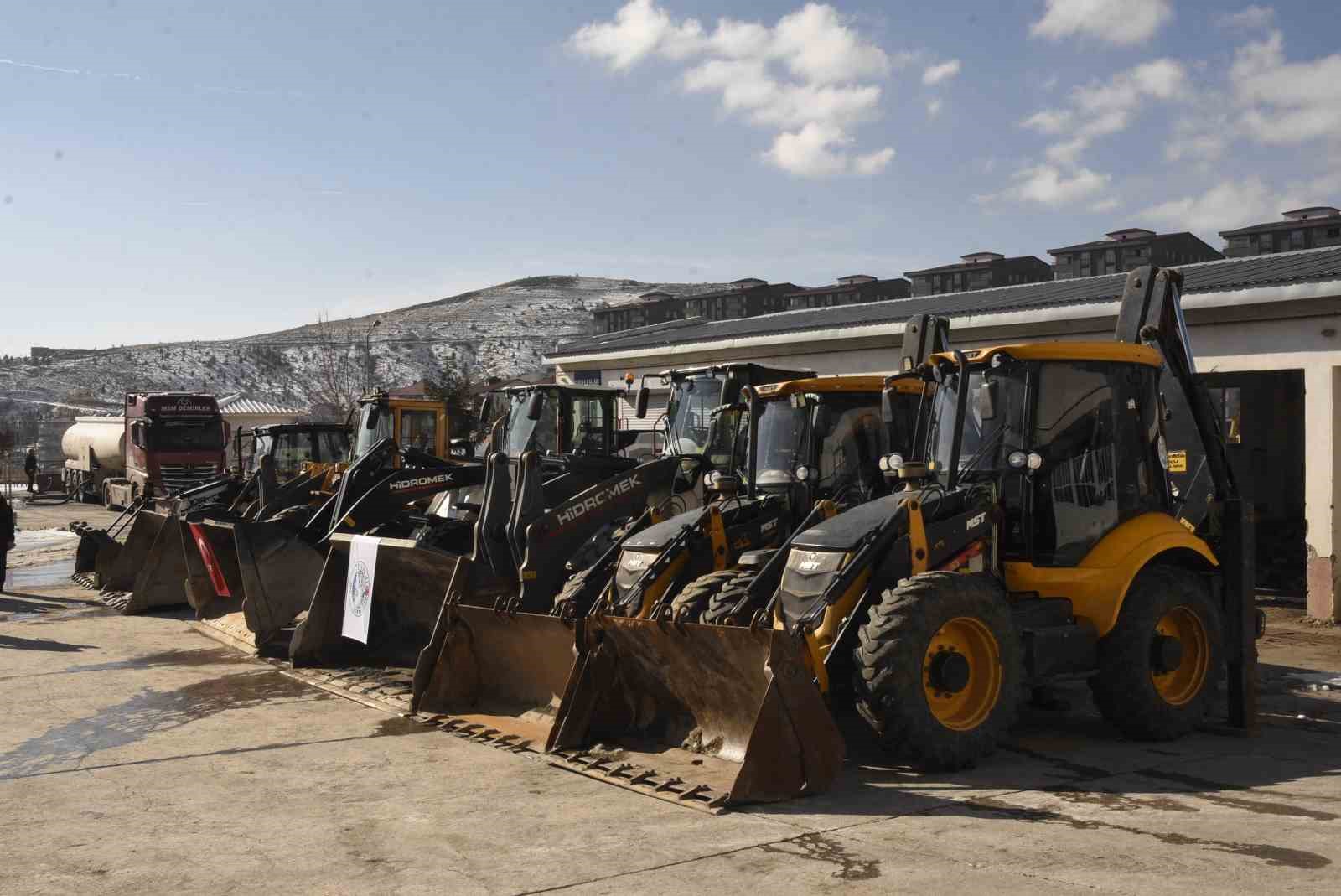 Bitlis&rsquo;te karla m&uuml;cadele toplantısı ger&ccedil;ekleştirildi
