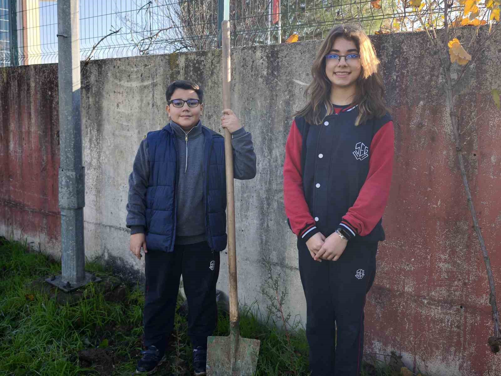 &Ouml;ğrencilerden Yeşil Vatan&rsquo;a anlamlı katkı
