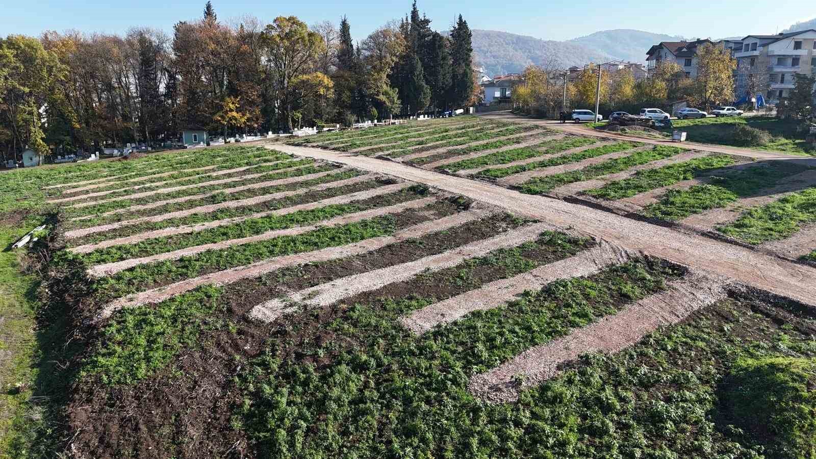 Gölcük’e yeni mezarlık alanları hazırlandı