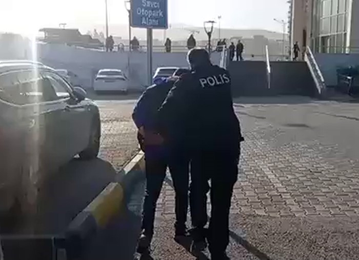 Vatandaşları ev vaadiyle dolandıran şahıs tutuklandı