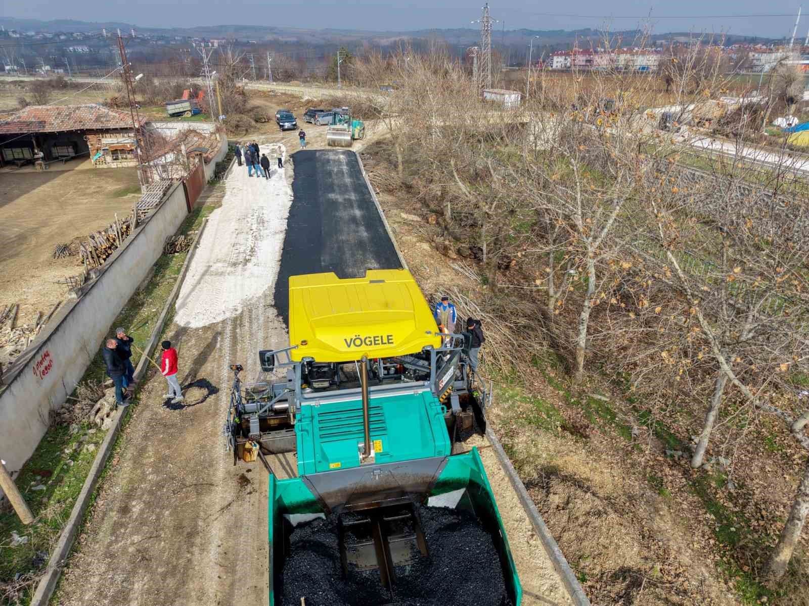 Taşk&ouml;pr&uuml;&rsquo;de asfalt &ccedil;alışmaları tam gaz
