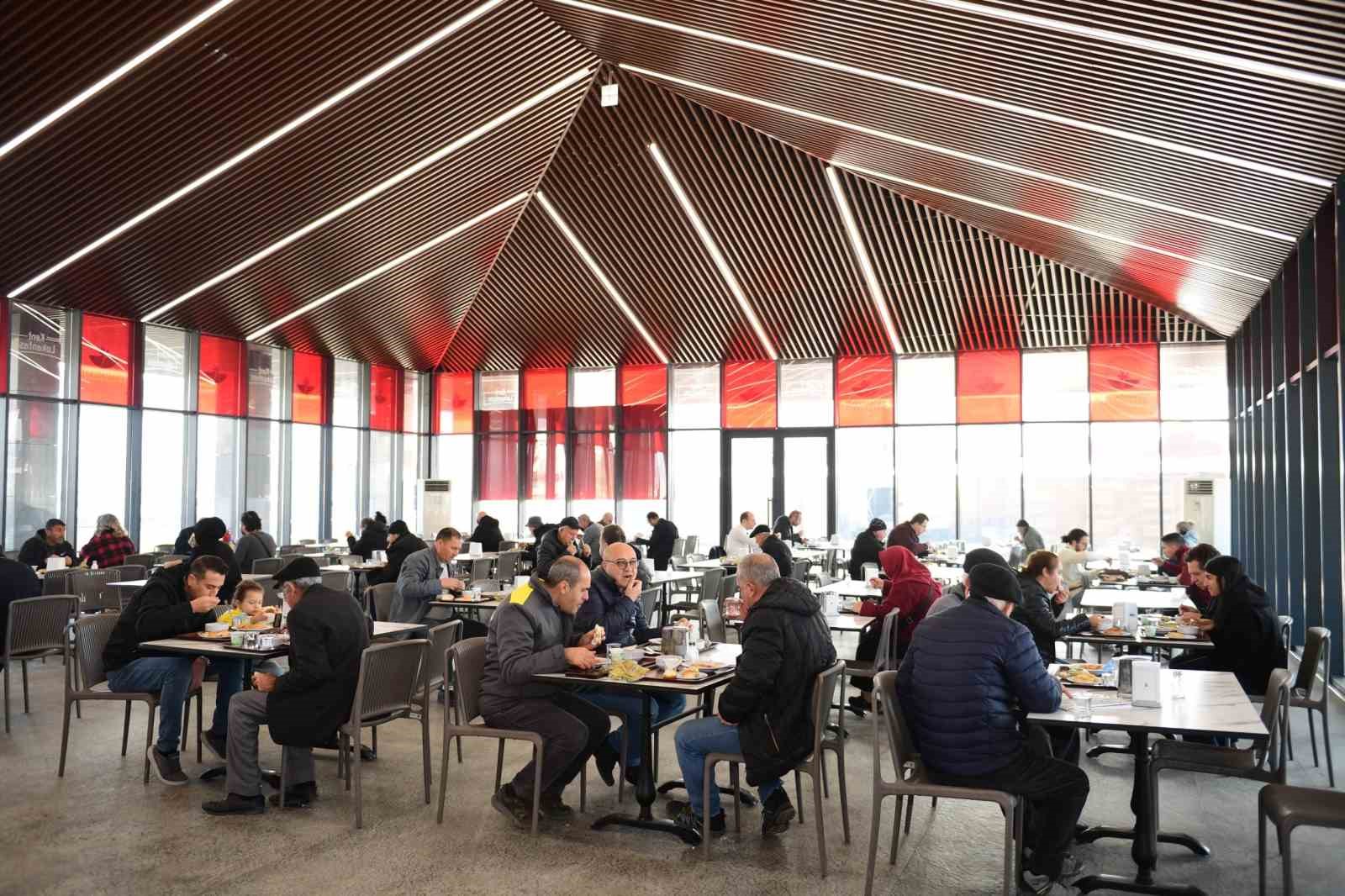 Osmangazi&rsquo;de pırasa hasadıyla doğallık sofralara taşınıyor
