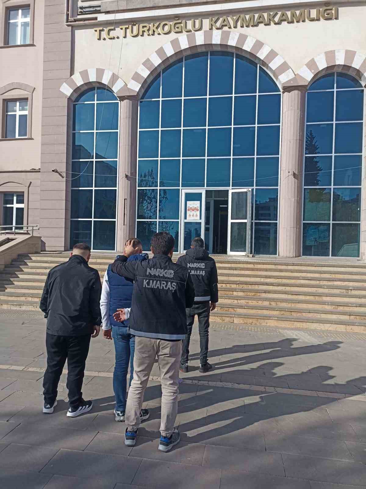 Kahramanmaraş’ta 13 bin 720 adet sentetik ecza ele geçirildi