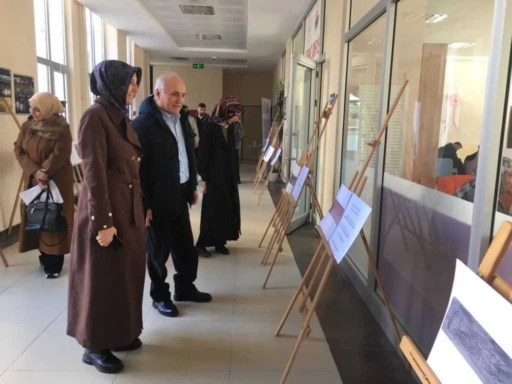 Sinop’ta tarihi yapılardaki ayet ve hadisler sergiyle gün yüzüne çıktı