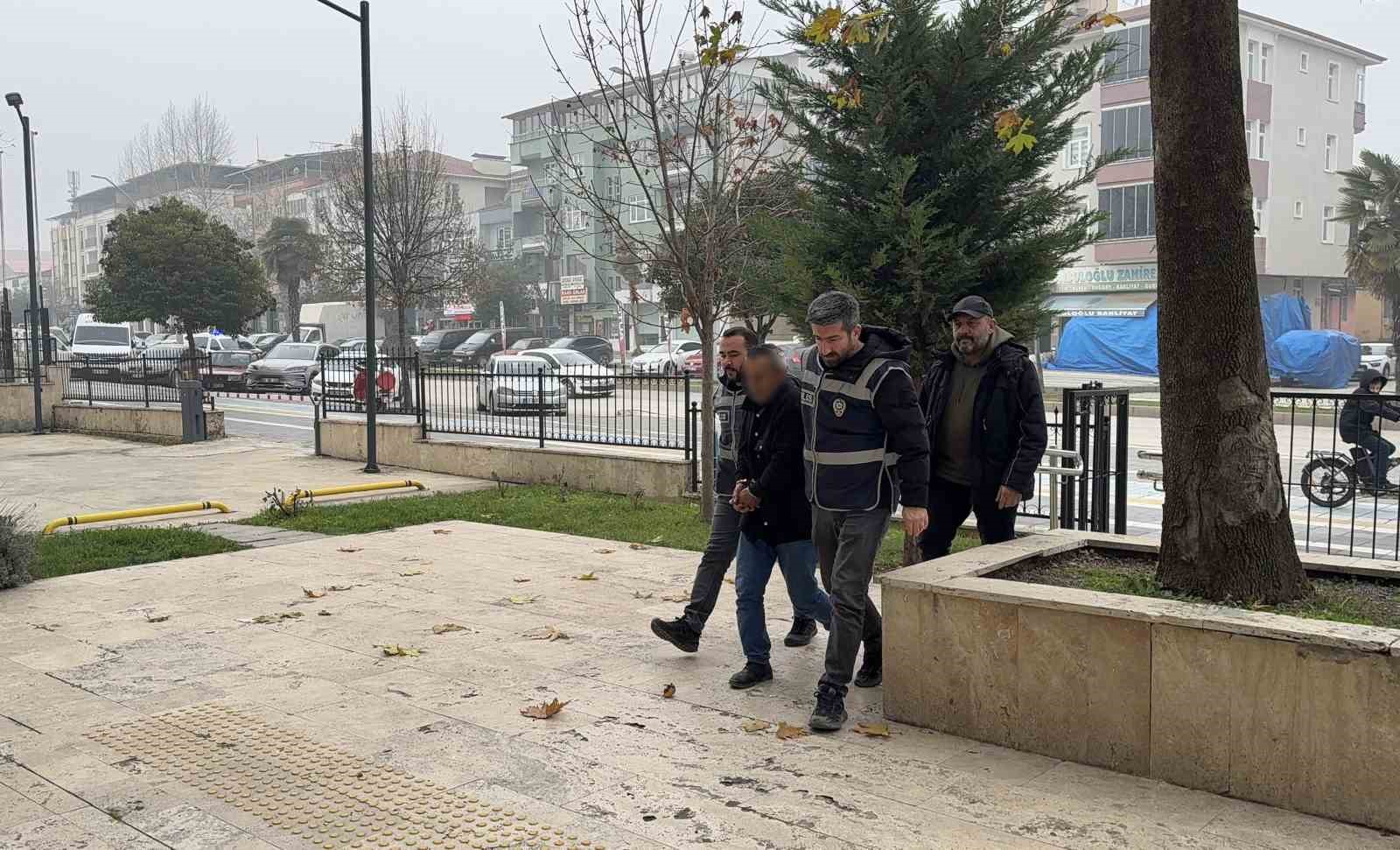 Tokat’ta arkadaşını öldüren zanlı adliyeye sevk edildi