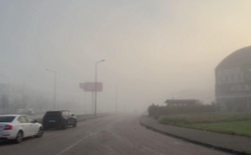 Bursa-Balıkesir yolunda yoğun sis etkili oldu
