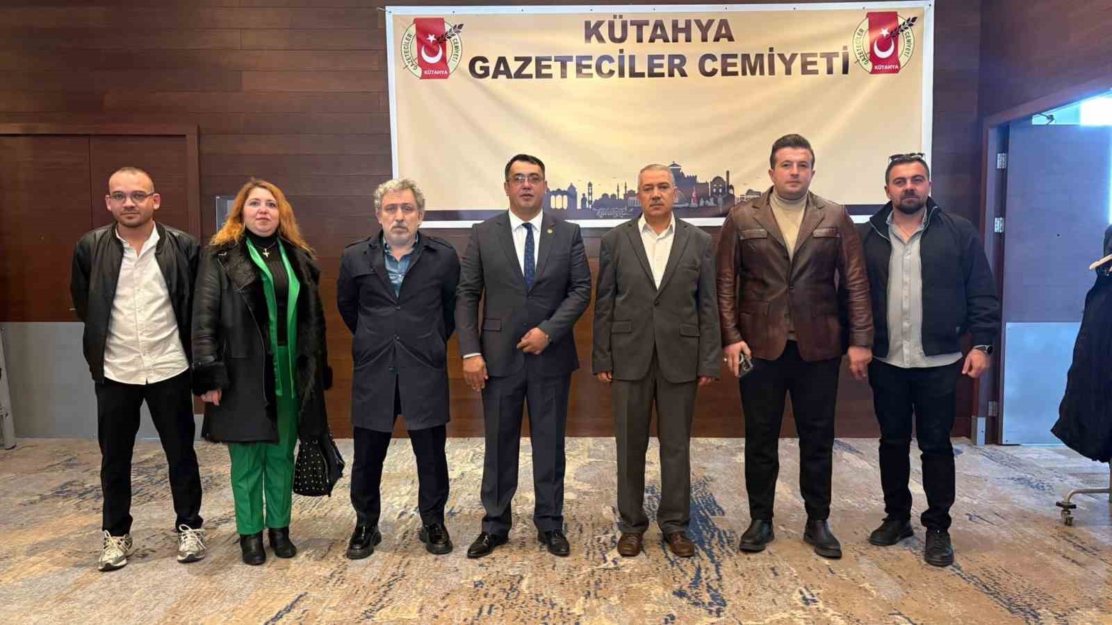 K&uuml;tahya Gazeteciler Cemiyeti&rsquo;nde Genel Kurul heyecanı
