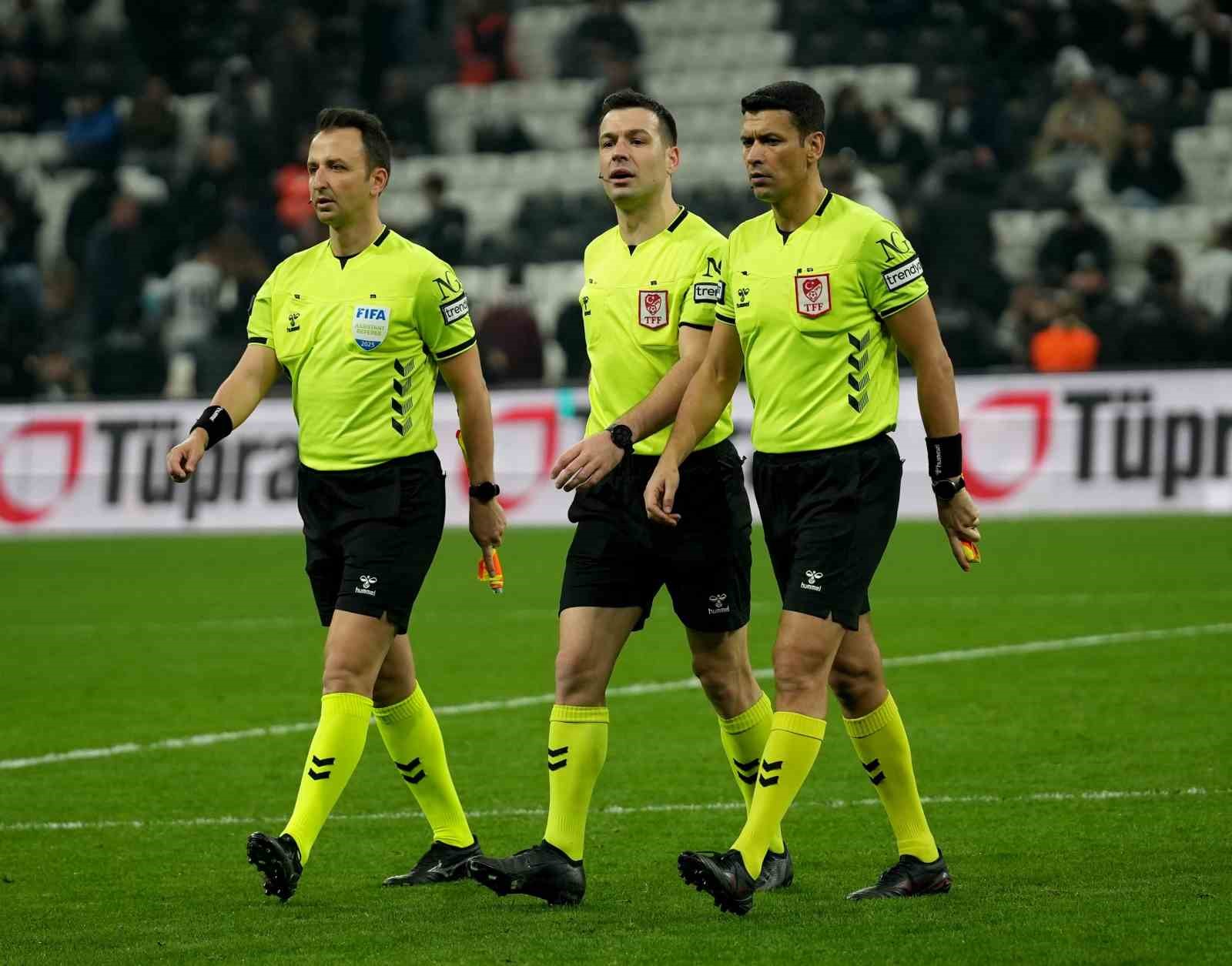 Trendyol S&uuml;per Lig: Beşiktaş: 0 - &Ccedil;aykur Rizespor: 0 (İlk yarı)
