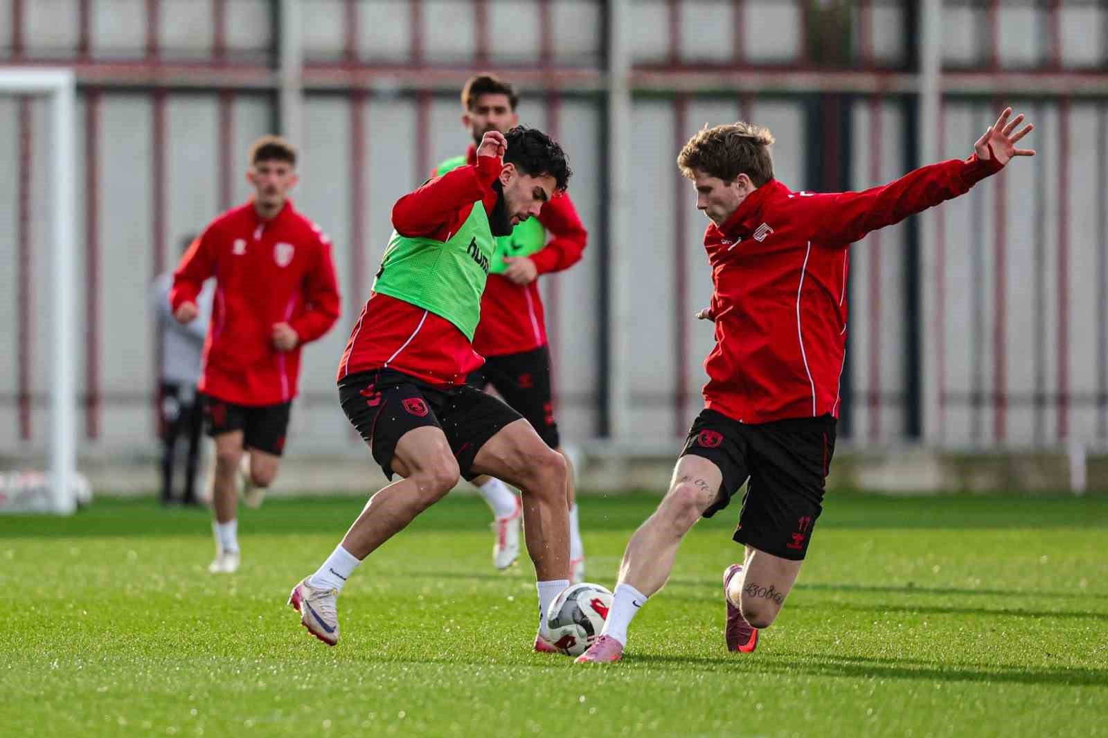 Samsunspor, 7 maçlık galibiyet hasretini sonlandırmak istiyor