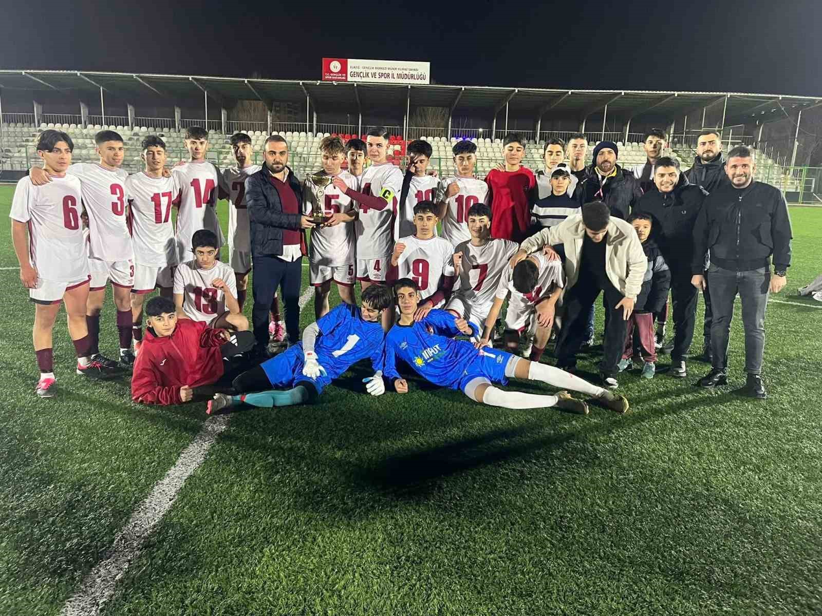 Elazığspor U16 Ligi’nde şampiyon oldu