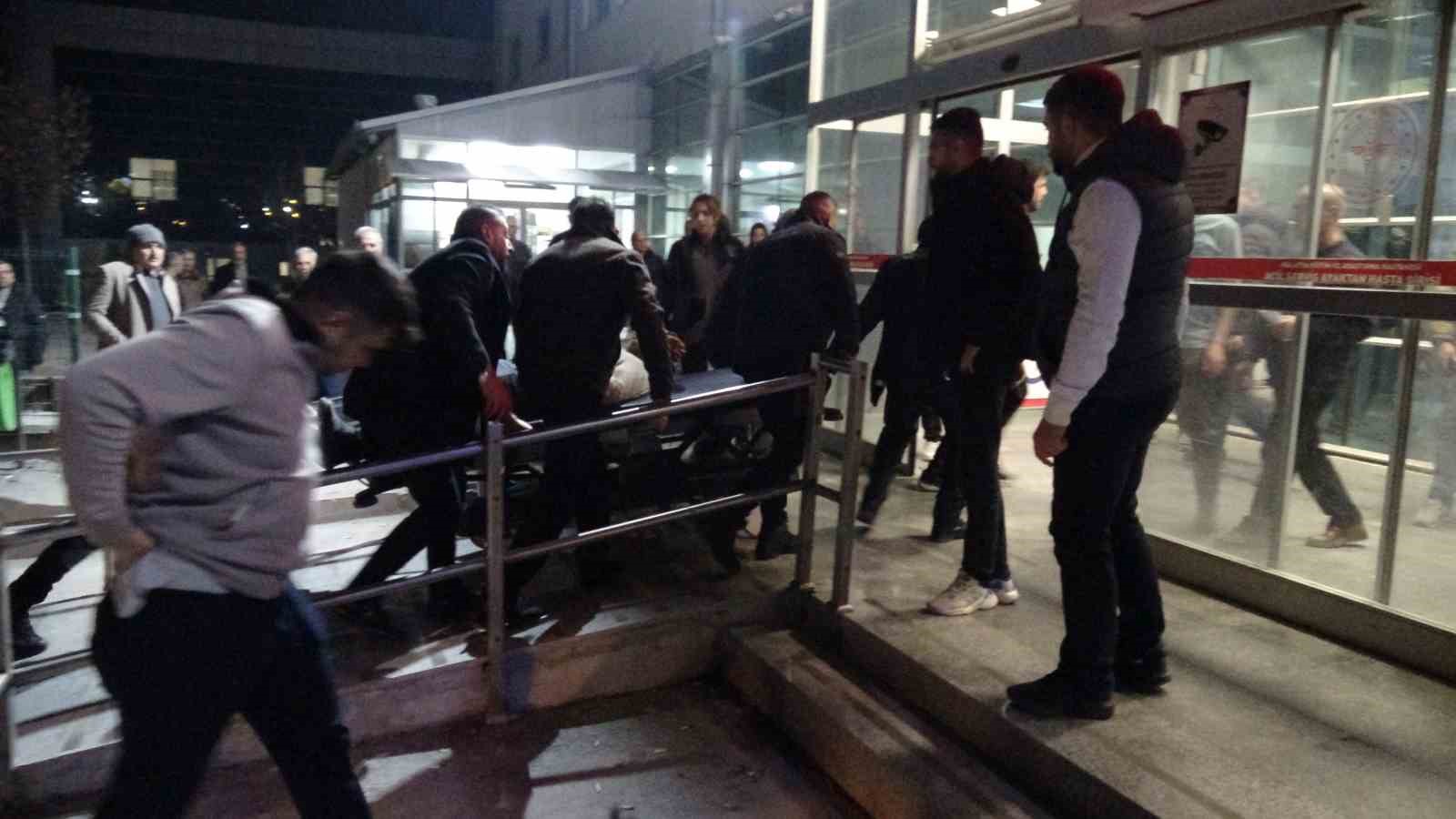 Malatya’da bıçaklı kavga: 3 yaralı