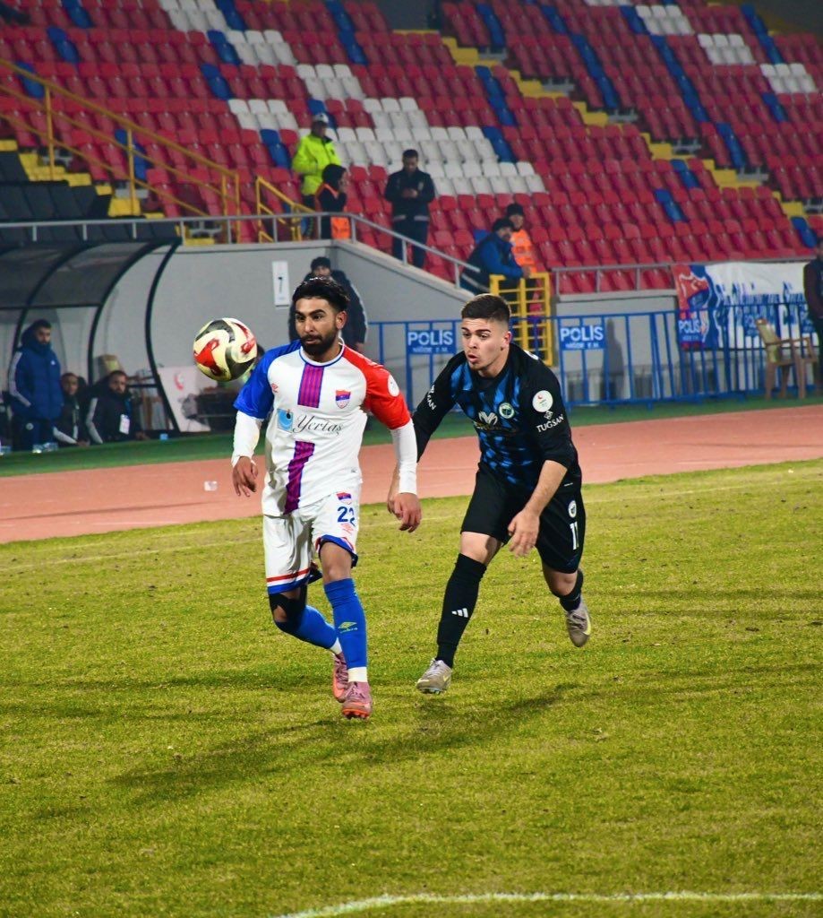 T&uuml;rkiye 3. Lig 2. Grup: Niğde Belediyespor: 0 - Erciyes 38 FK: 0
