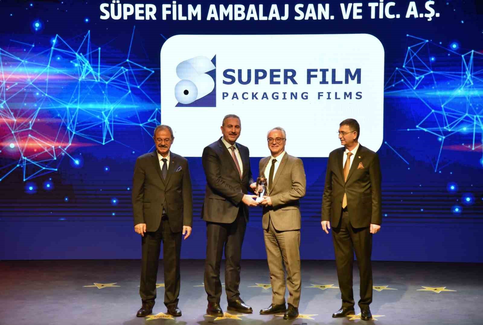 T&uuml;rkiye&rsquo;nin 500 b&uuml;y&uuml;k sanayi kuruluşu arasına giren SANKO&rsquo;nun 4 şirketi &ouml;d&uuml;llendirildi
