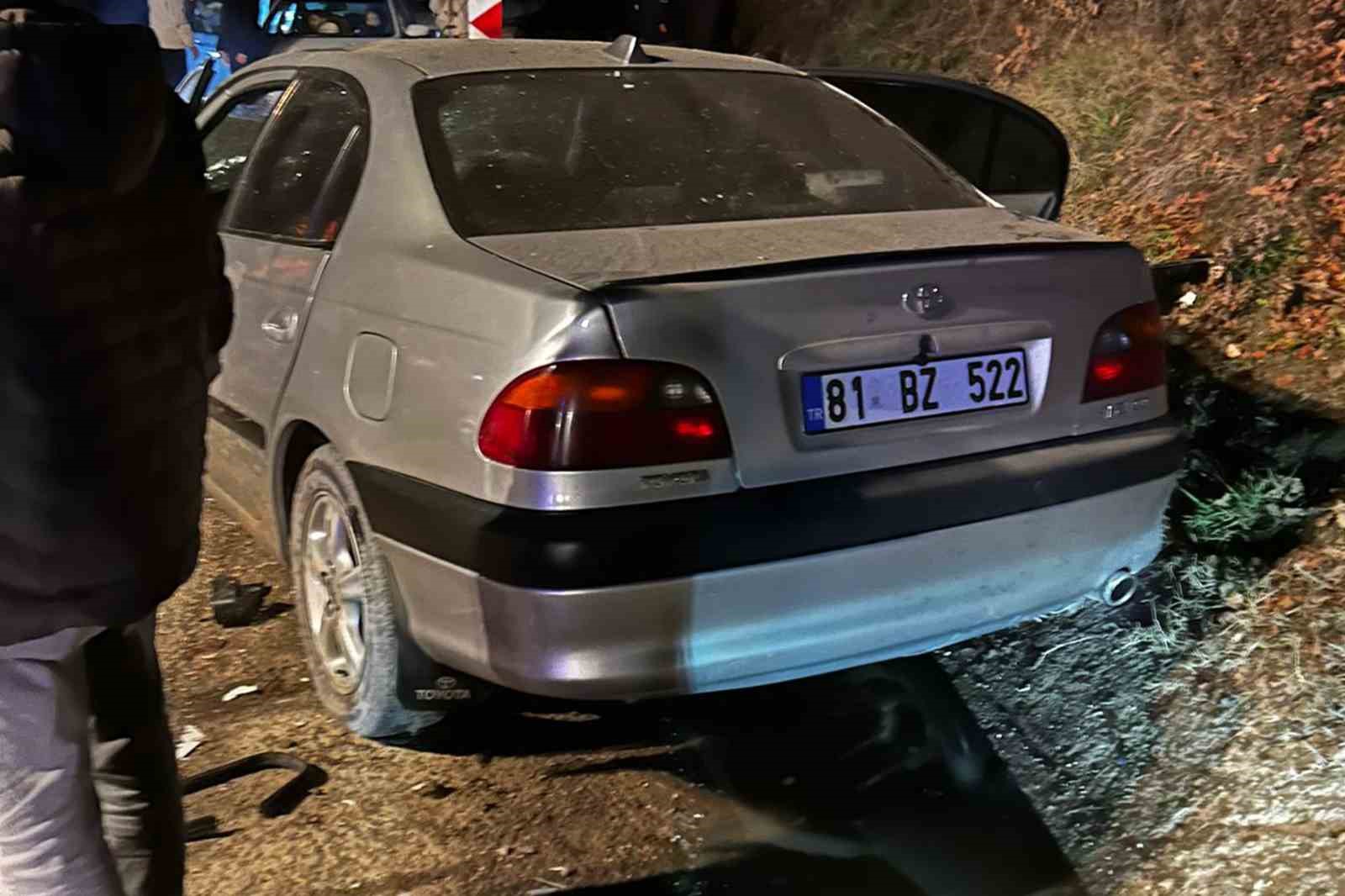 Bolu’da Abant yolunda feci kaza: 1’i ağır 6 yaralı
