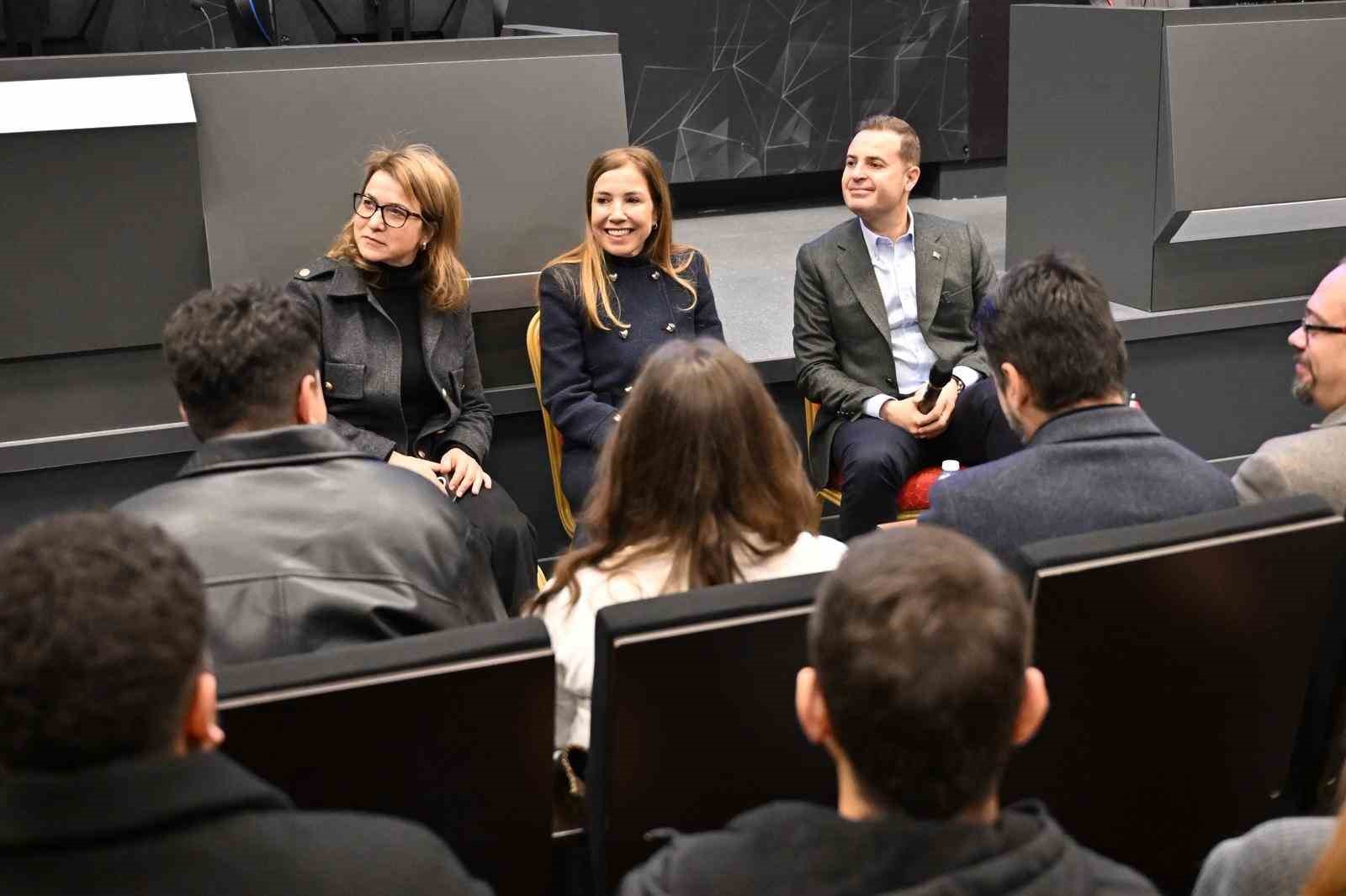 Başkan Akın: "Gençlerimizin her talebi bizim önceliğimiz"