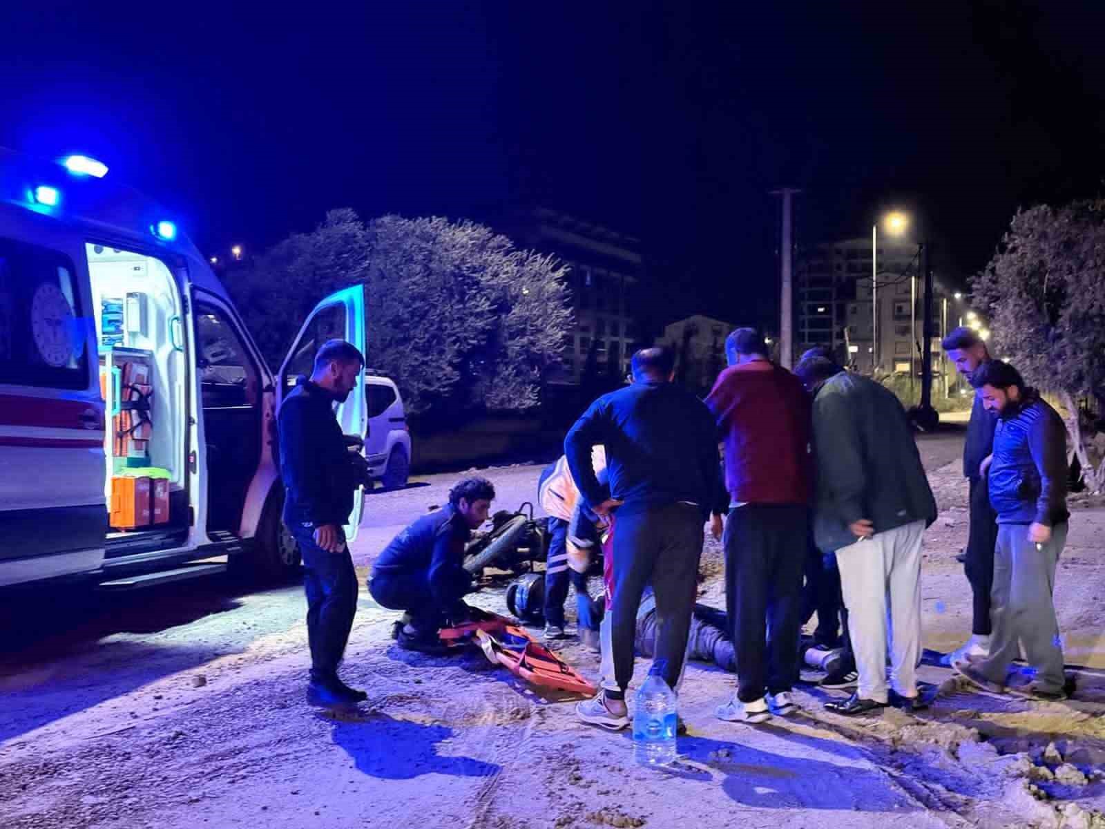 Direksiyon hakimiyetini kaybeden alkoll&uuml; s&uuml;r&uuml;c&uuml; yaralandı
