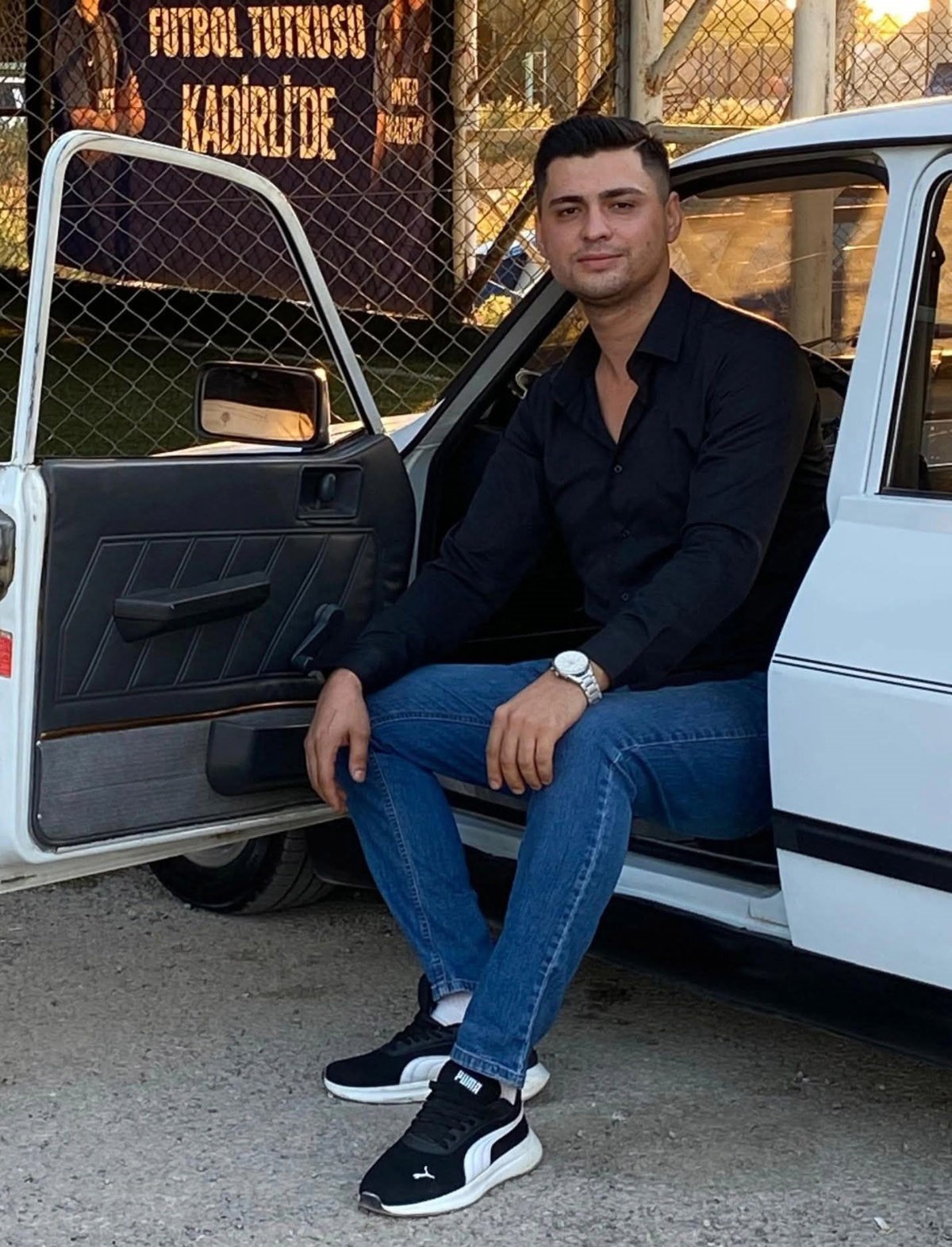 Osmaniye’de otomobil park halindeki kamyona çarptı: 1 ölü, 2 yaralı
