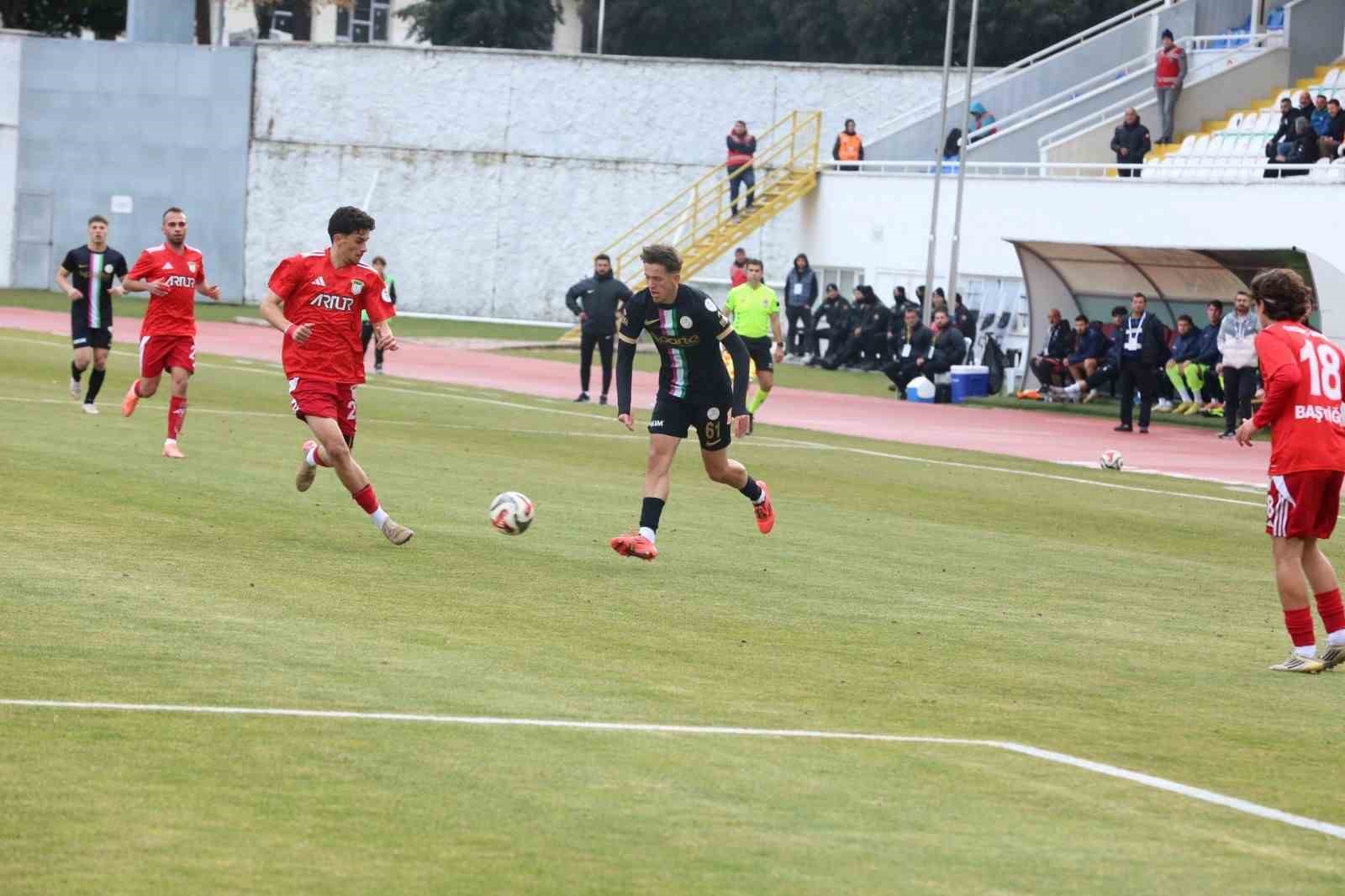 TFF 2. Lig: Isparta 32 Spor: 0 - Arnavutköy Belediye: 1