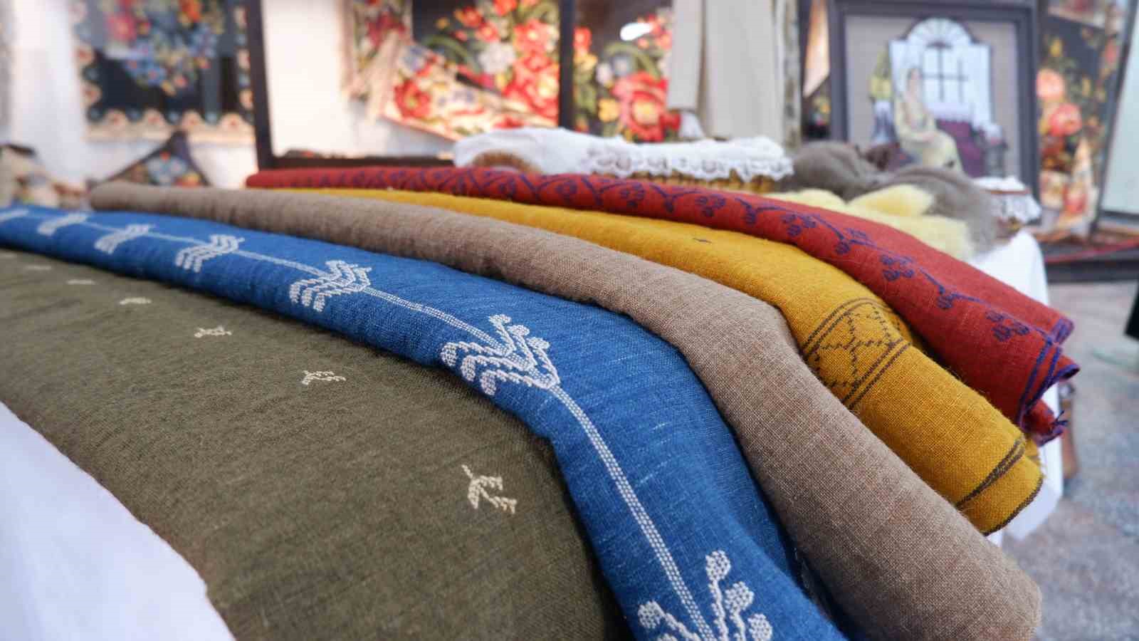 Ge&ccedil;miş ve gelecek ehramda buluşuyor
