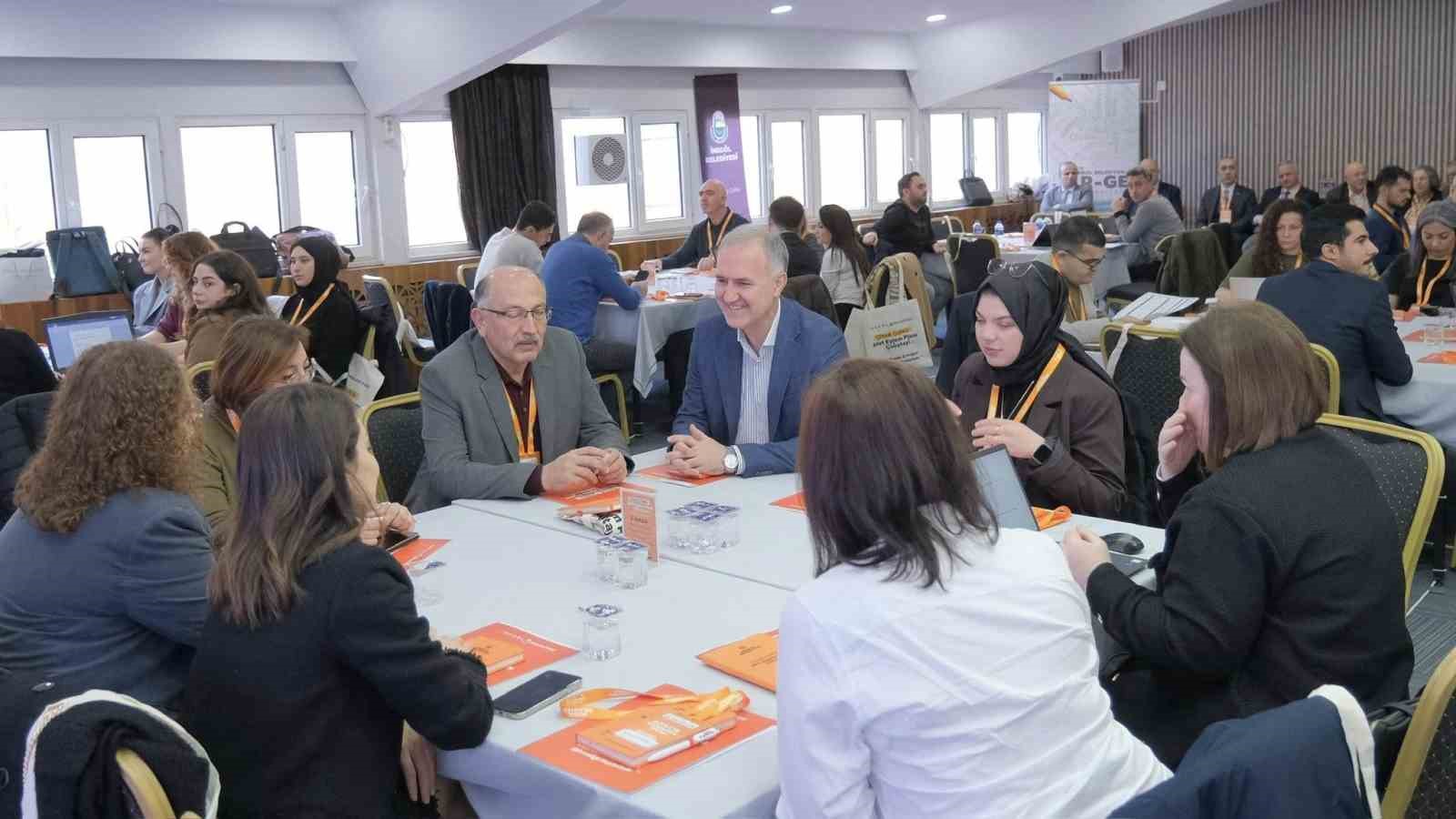 İnegöl Belediyesi’nden çocuk odaklı afet eylem planı çalıştayı yapıldı