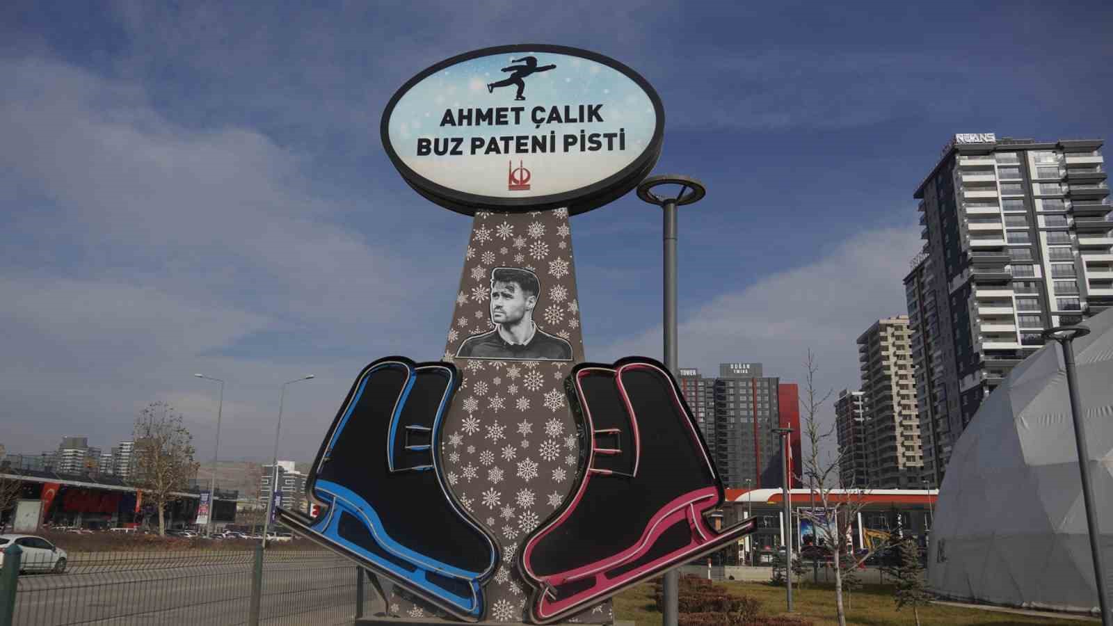 Ke&ccedil;i&ouml;ren&rsquo;de &uuml;cretsiz buz pateni pisti yoğun ilgi g&ouml;r&uuml;yor
